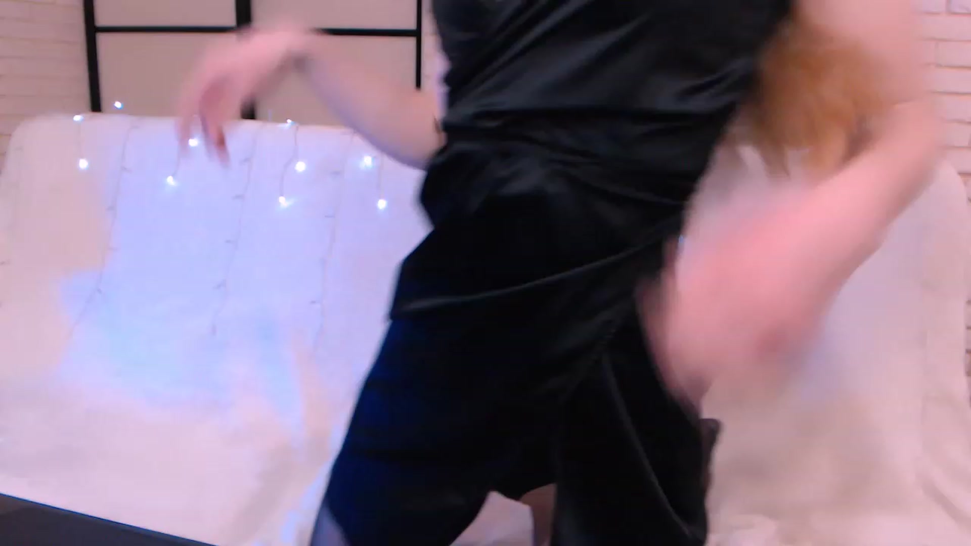 Gallery image thumbnail from AniRi's myfreecams stream on, 01/16/2023, 04:49 image 19 of 20