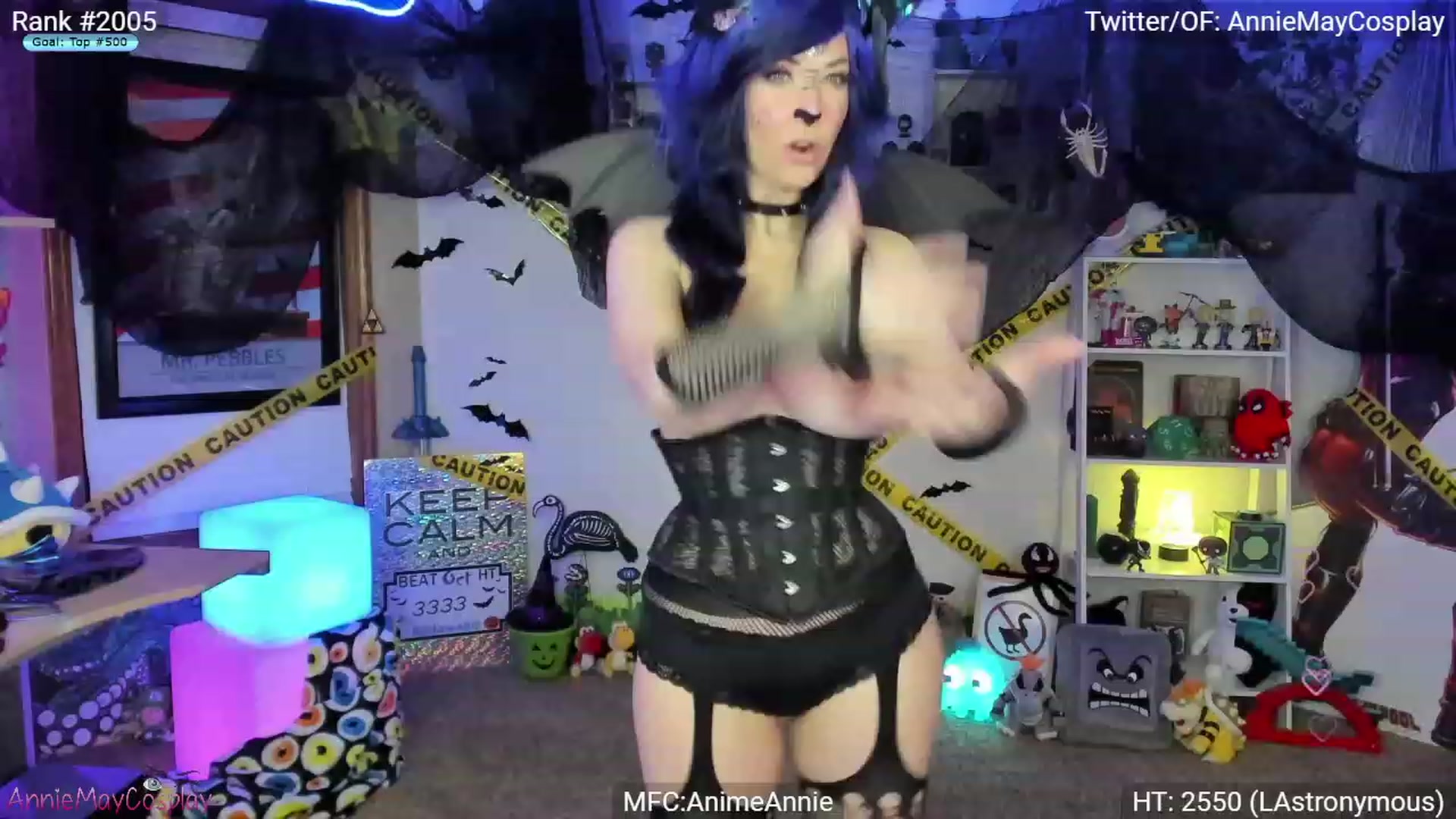 Gallery image thumbnail from AnimeAnnie's myfreecams stream on, 10/15/2023, 02:57 image 13 of 20