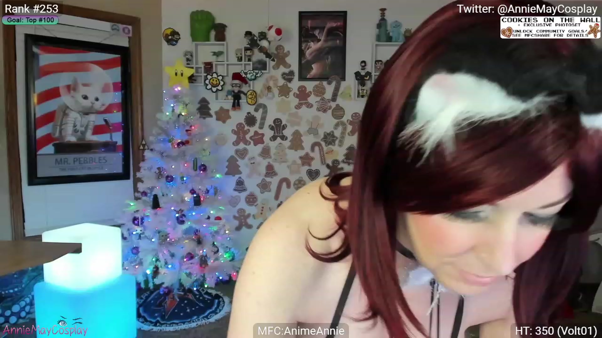 Gallery image thumbnail from AnimeAnnie's myfreecams stream on, 12/10/2023, 03:21 image 9 of 20