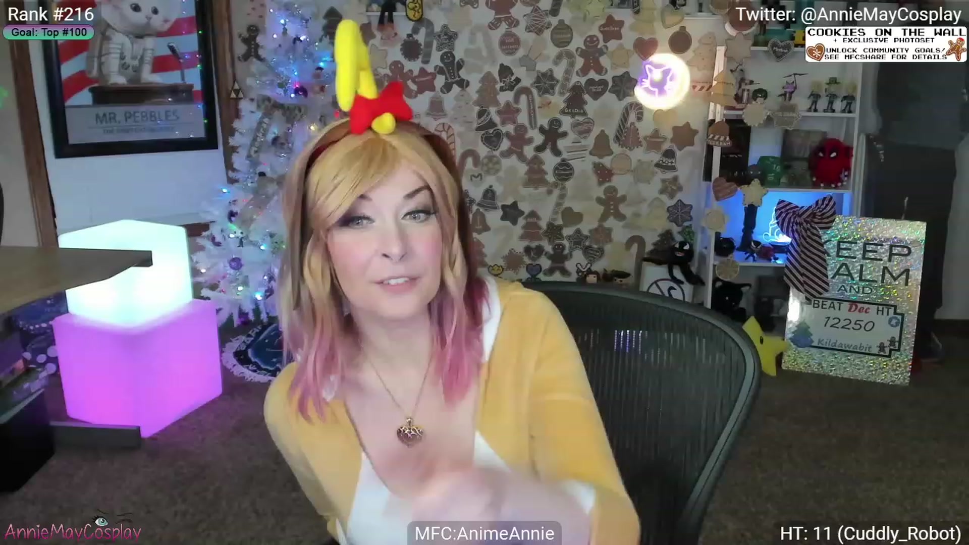 Gallery image thumbnail from AnimeAnnie's myfreecams stream on, 12/24/2023, 02:35 image 3 of 20