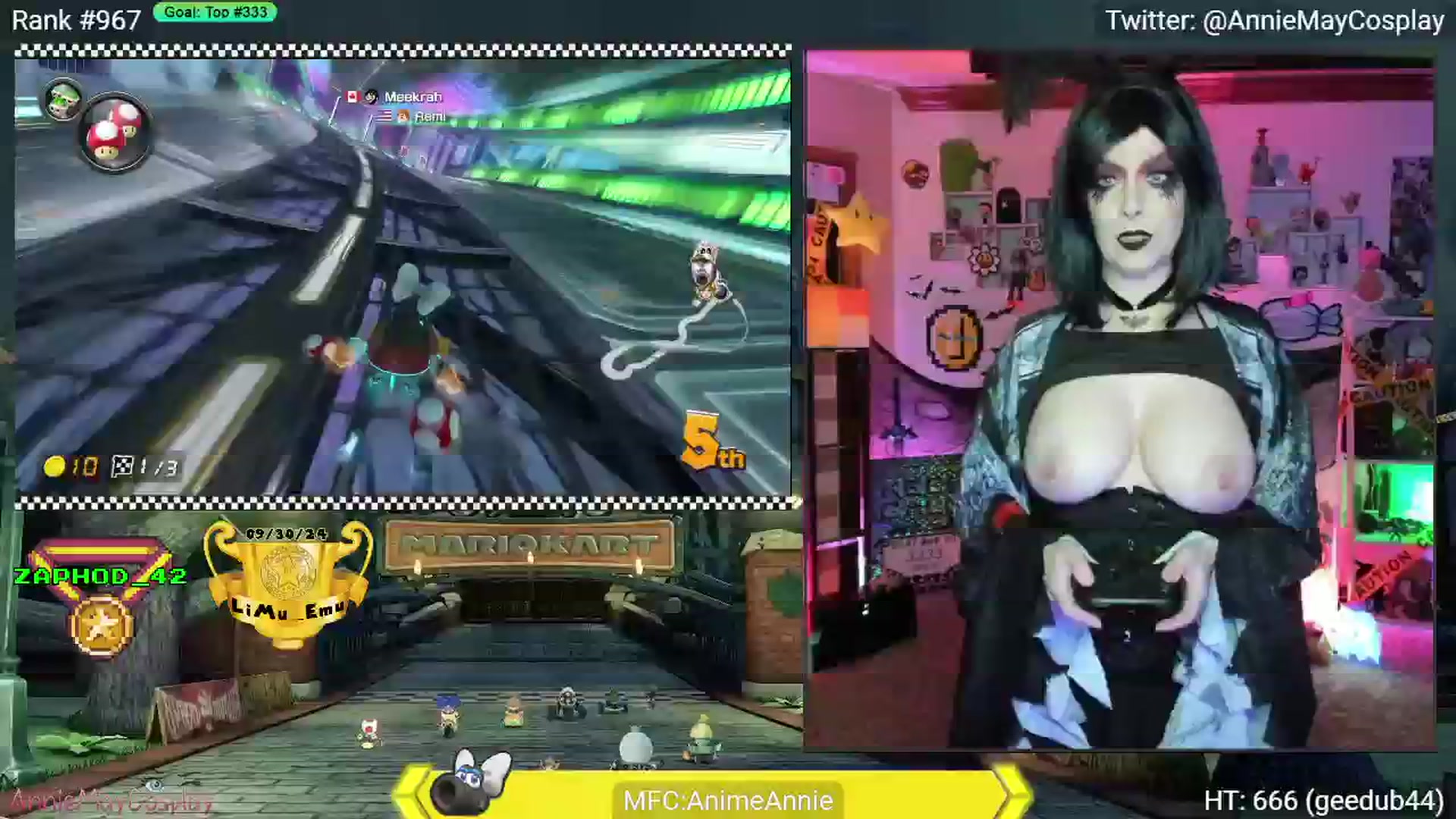 Gallery image thumbnail from AnimeAnnie's myfreecams stream on, 10/31/2024, 01:40 image 18 of 20
