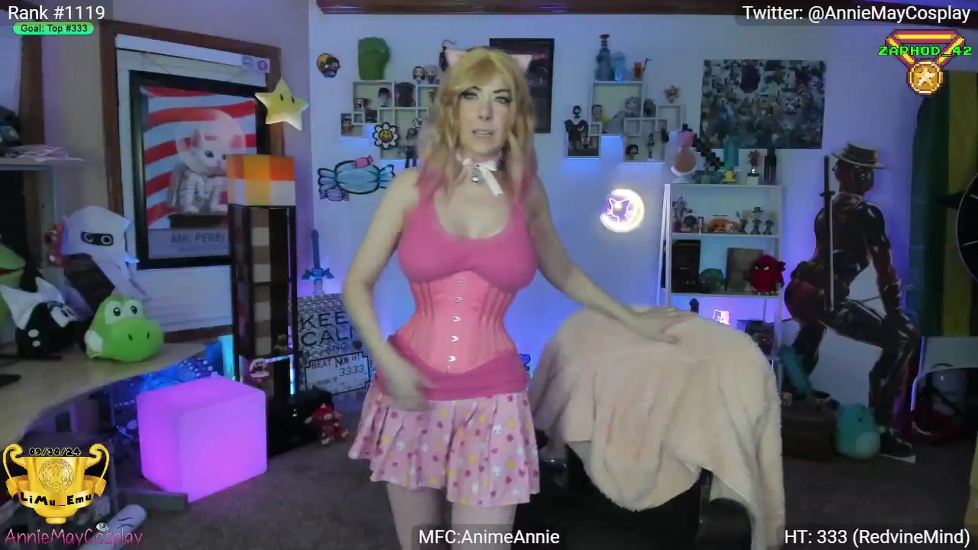 Gallery image thumbnail from AnimeAnnie's myfreecams stream on, 11/17/2024, 02:17 image 4 of 20