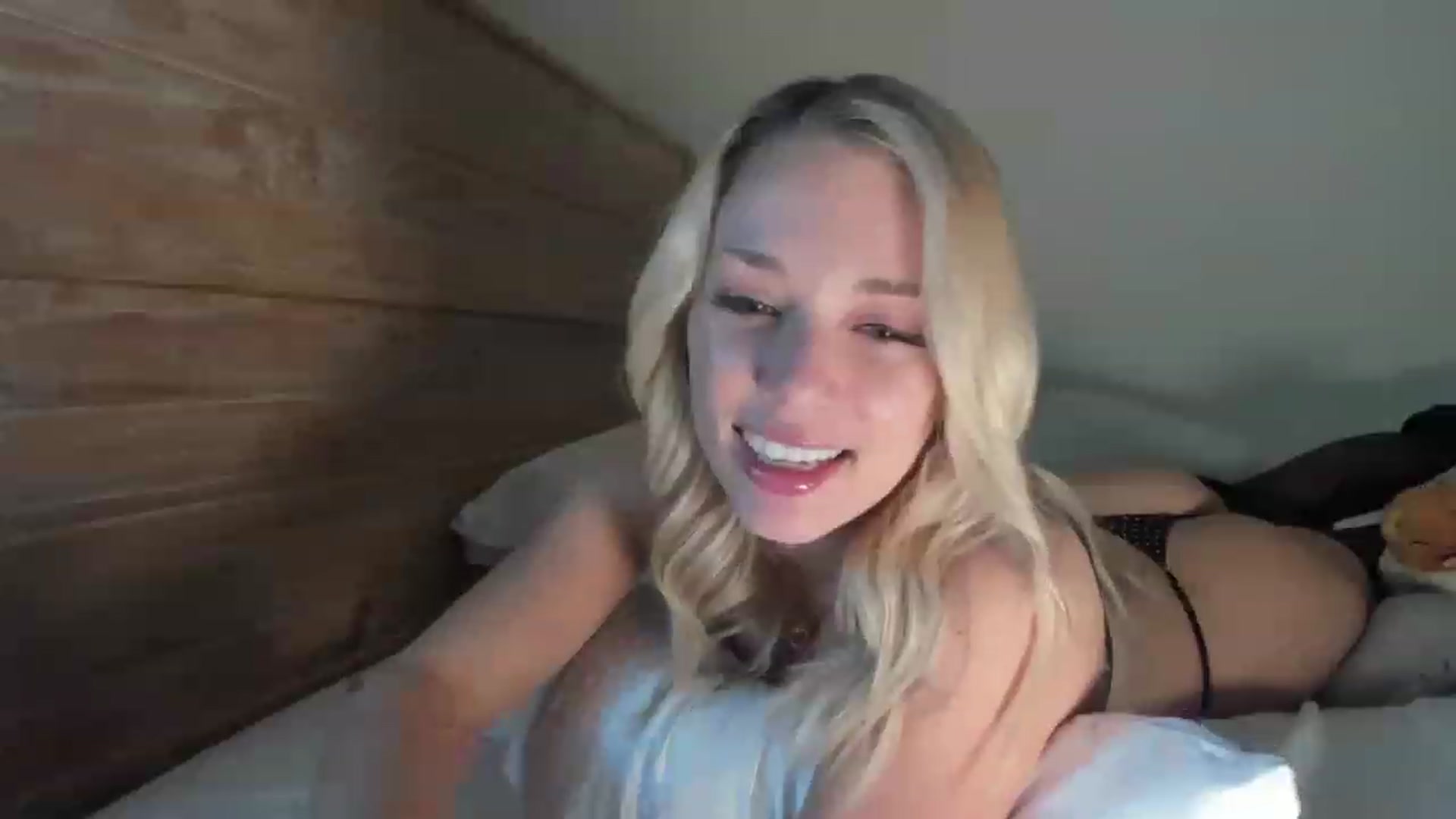 Gallery image thumbnail from AnimeAva's myfreecams stream on, 01/09/2023, 19:08 image 3 of 20