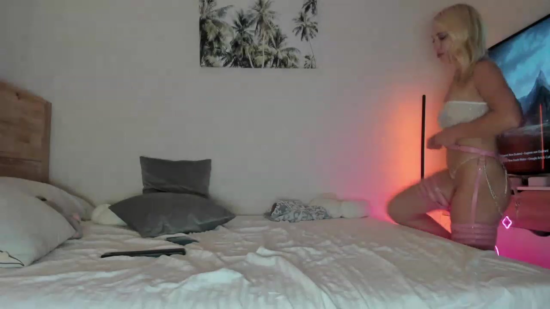 Gallery image thumbnail from AnimeAva's myfreecams stream on, 02/11/2023, 05:18 image 2 of 20
