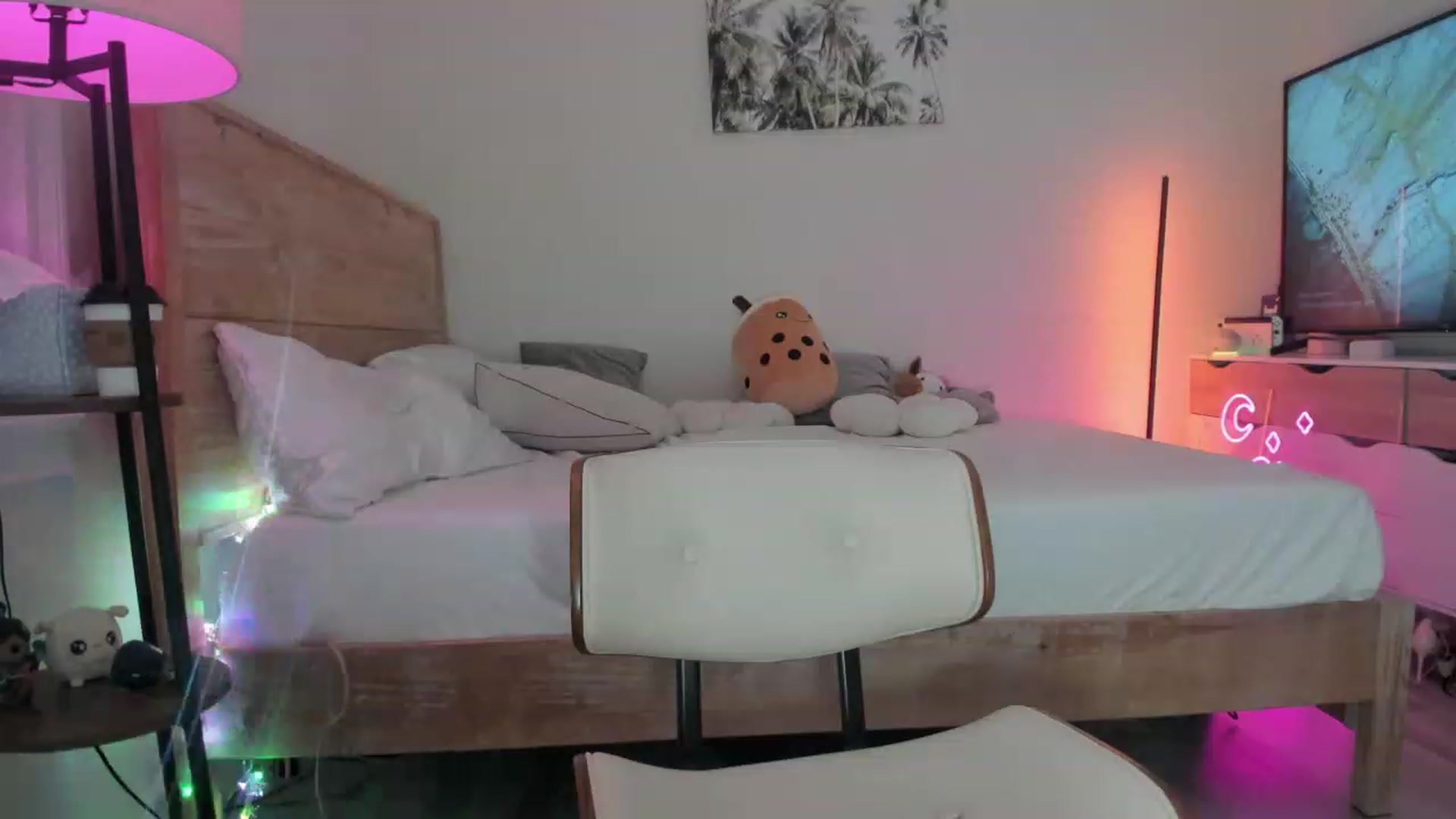 Gallery image thumbnail from AnimeAva's myfreecams stream on, 02/12/2023, 24:50 image 20 of 20