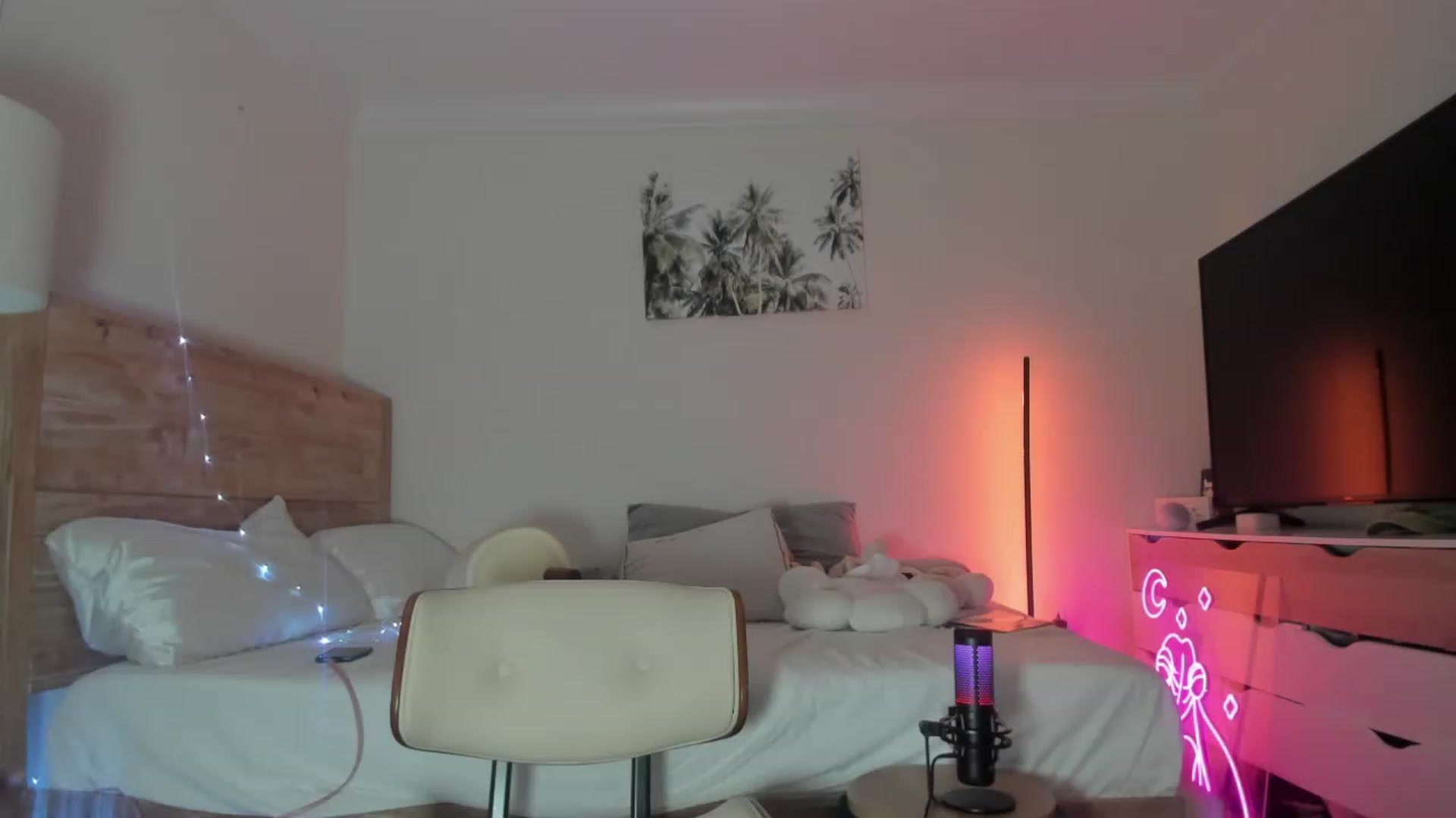 Gallery image thumbnail from AnimeAva's myfreecams stream on, 02/14/2023, 02:53 image 14 of 20