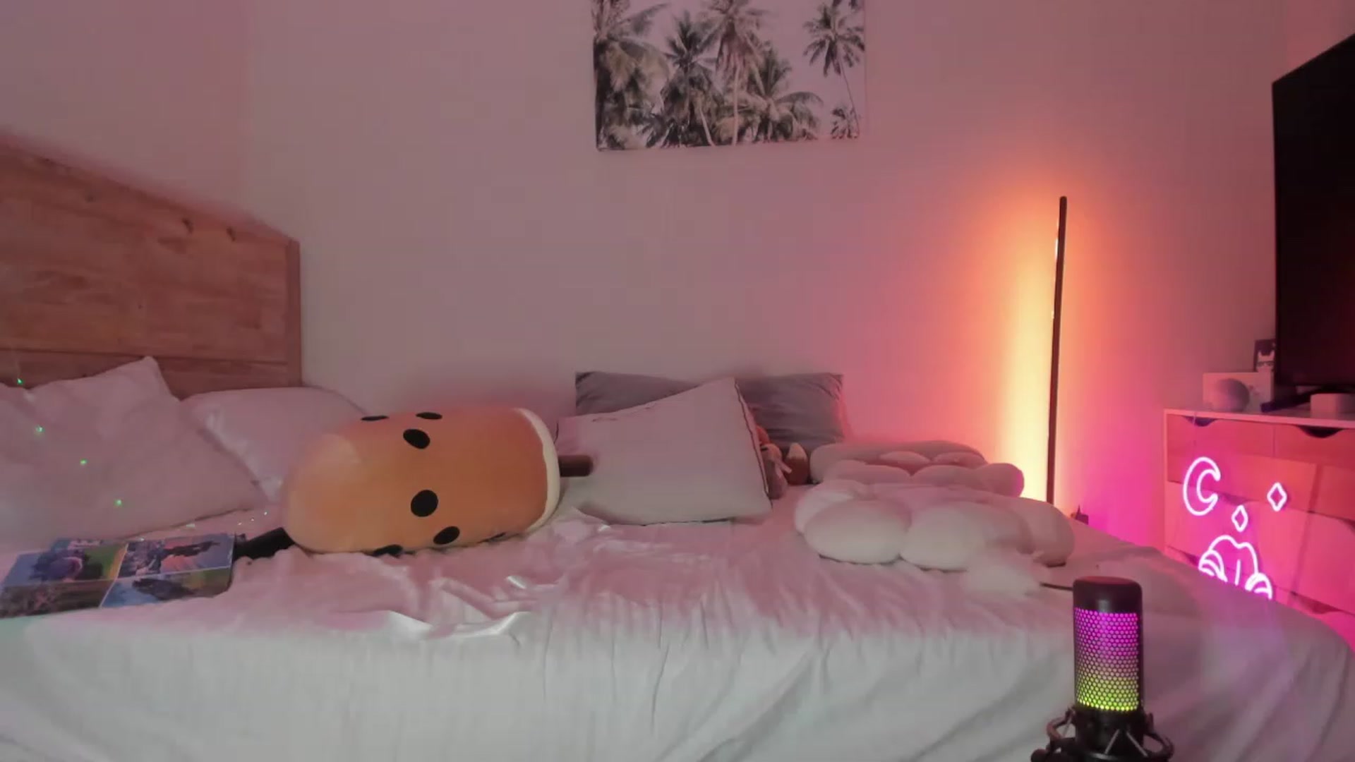 Gallery image thumbnail from AnimeAva's myfreecams stream on, 02/14/2023, 02:53 image 2 of 20