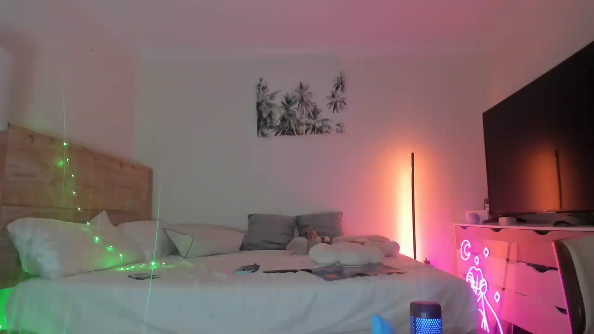 Gallery image thumbnail from AnimeAva's myfreecams stream on, 02/14/2023, 05:05 image 3 of 20