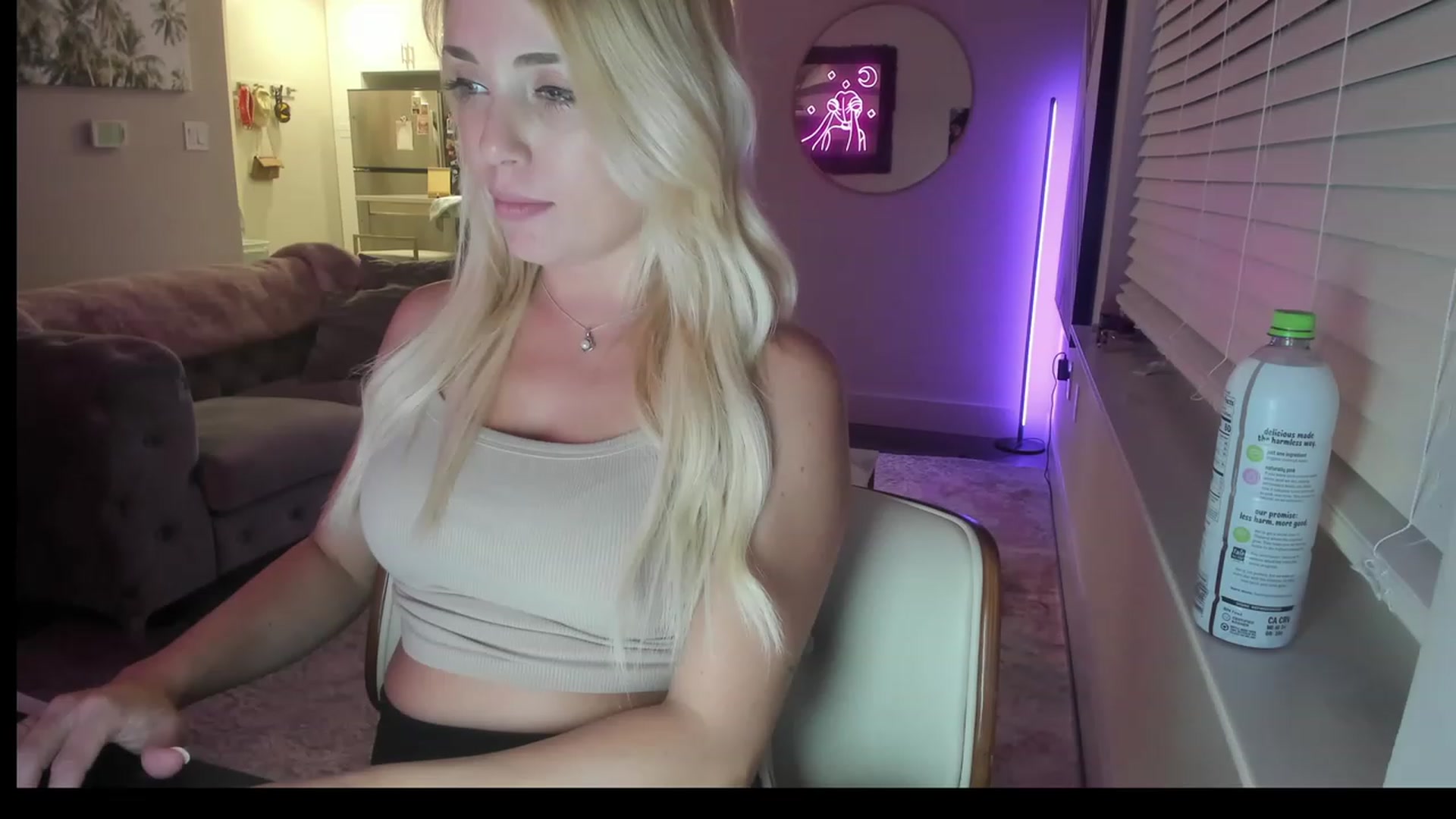 Gallery image thumbnail from AnimeAva's myfreecams stream on, 08/09/2023, 01:39 image 19 of 20