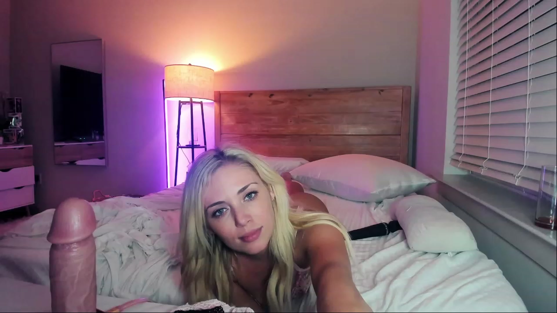 Gallery image thumbnail from AnimeAva's myfreecams stream on, 09/01/2023, 05:49 image 1 of 20