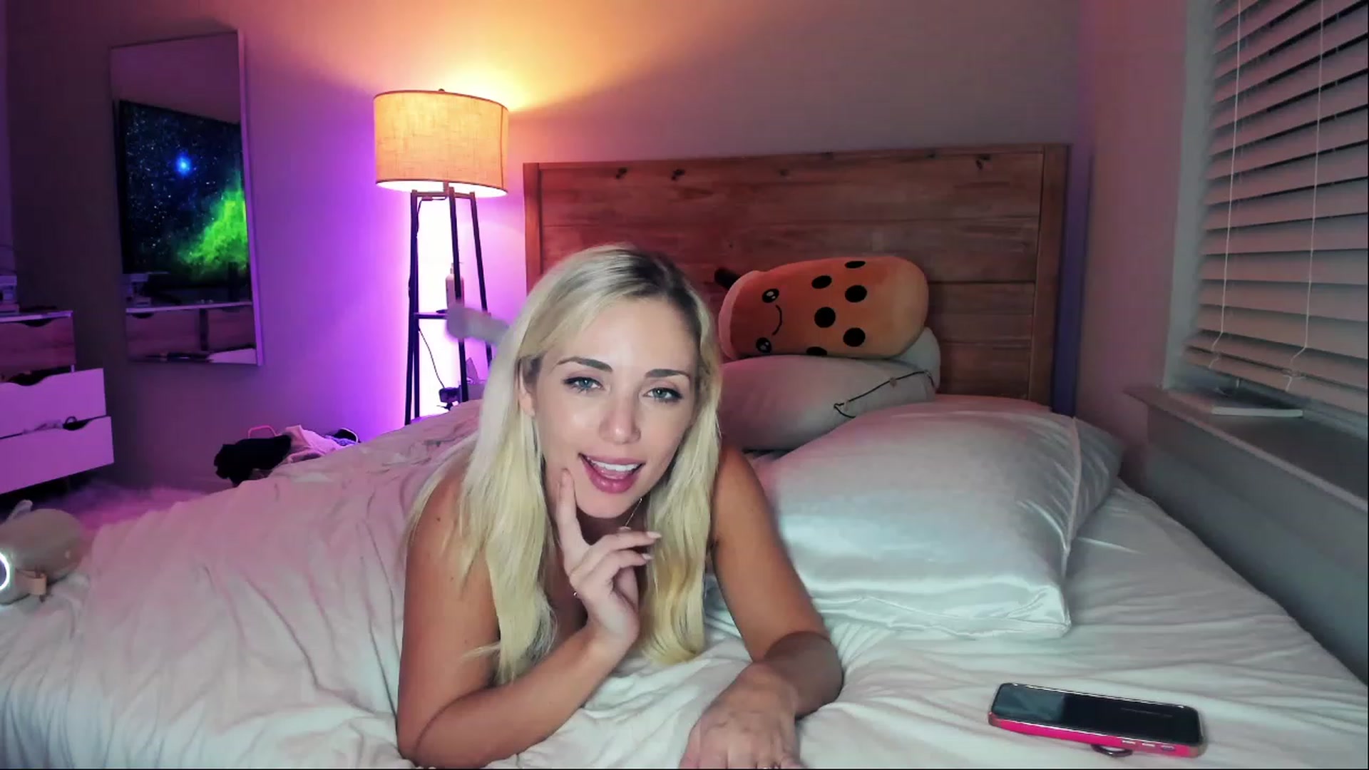 Gallery image thumbnail from AnimeAva's myfreecams stream on, 09/30/2023, 03:45 image 18 of 20