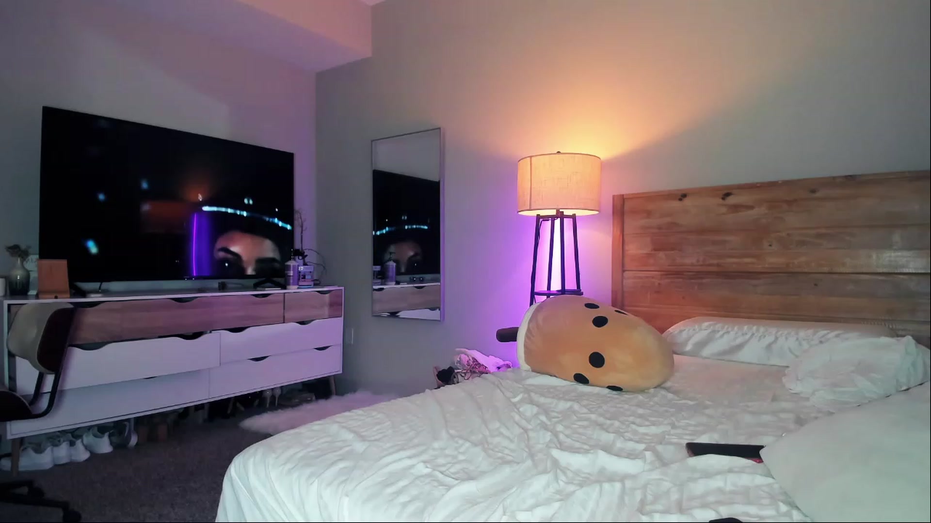 Gallery image thumbnail from AnimeAva's myfreecams stream on, 10/17/2023, 24:09 image 16 of 20