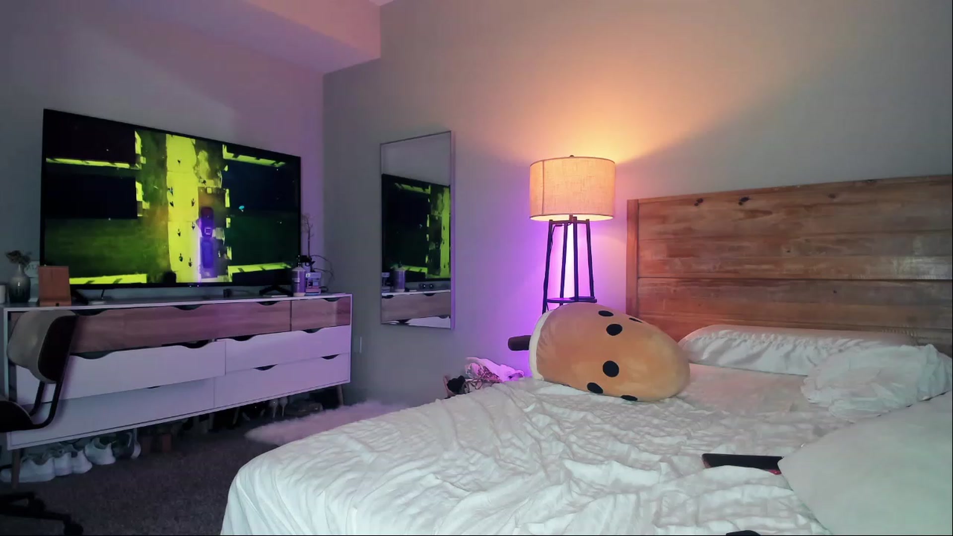 Gallery image thumbnail from AnimeAva's myfreecams stream on, 10/17/2023, 24:09 image 18 of 20