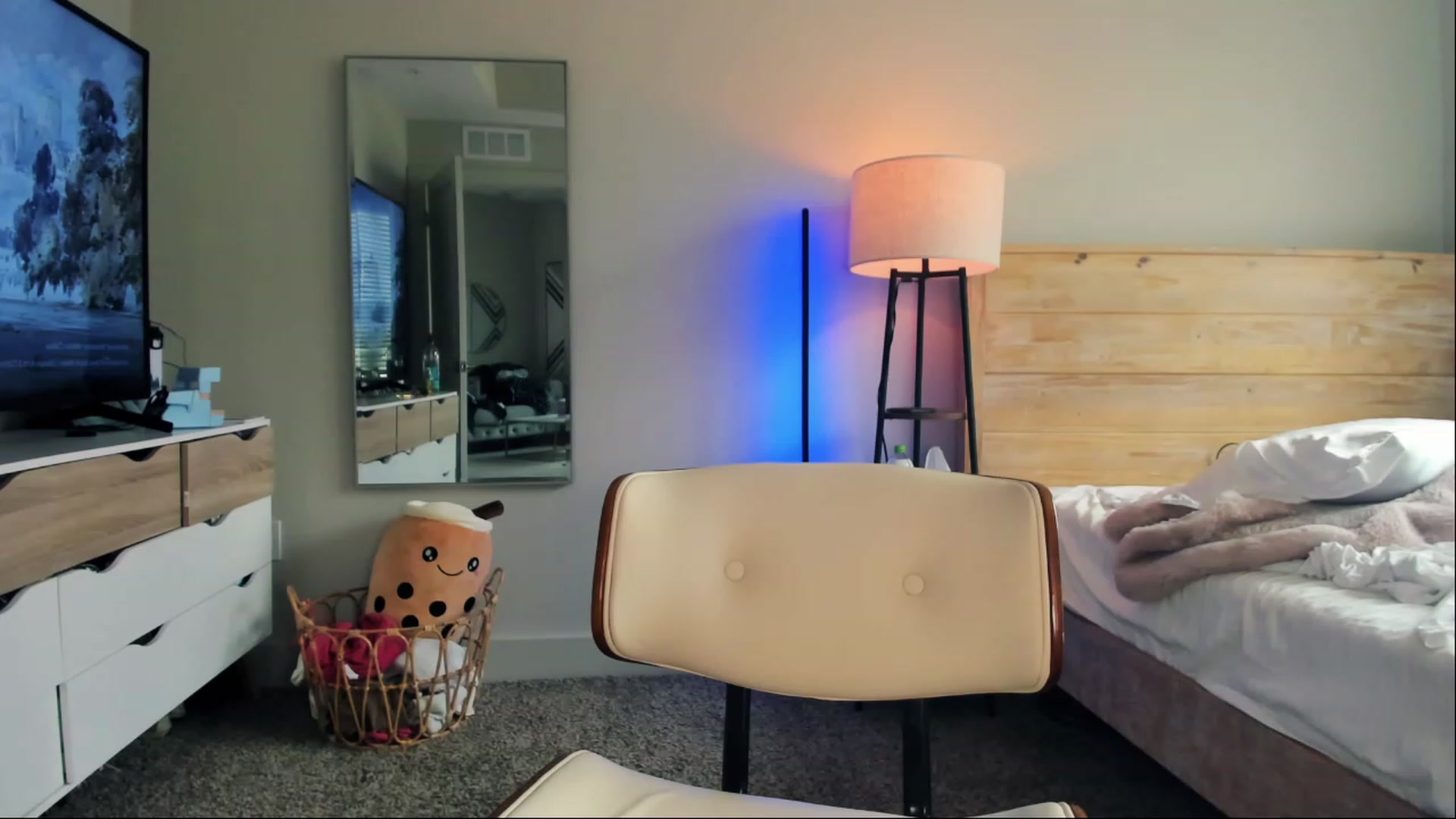 Gallery image thumbnail from AnimeAva's myfreecams stream on, 10/25/2023, 18:42 image 6 of 20