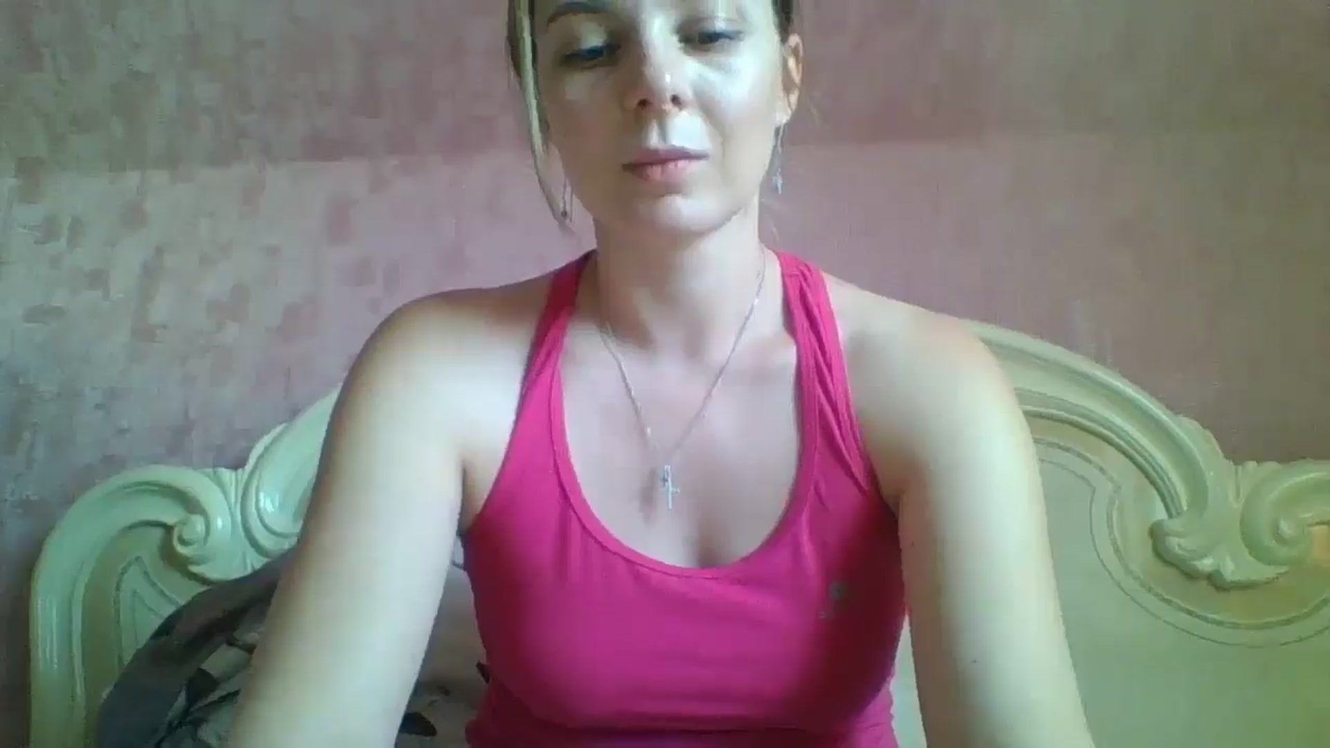 Gallery image thumbnail from AnisaLee's myfreecams stream on, 04/22/2025, 12:00 image 2 of 20