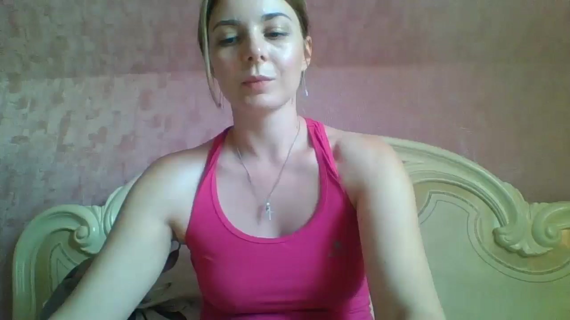 Gallery image thumbnail from AnisaLee's myfreecams stream on, 04/22/2025, 12:00 image 1 of 20