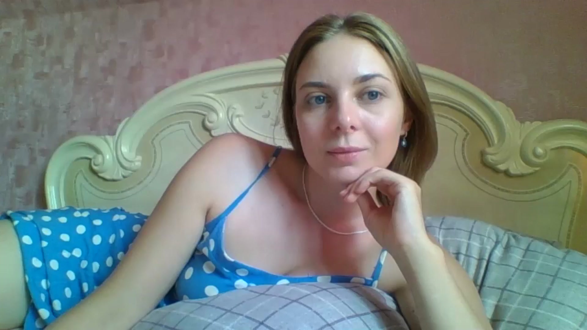 Gallery image thumbnail from AnisaLee's myfreecams stream on, 04/23/2025, 12:34 image 1 of 20