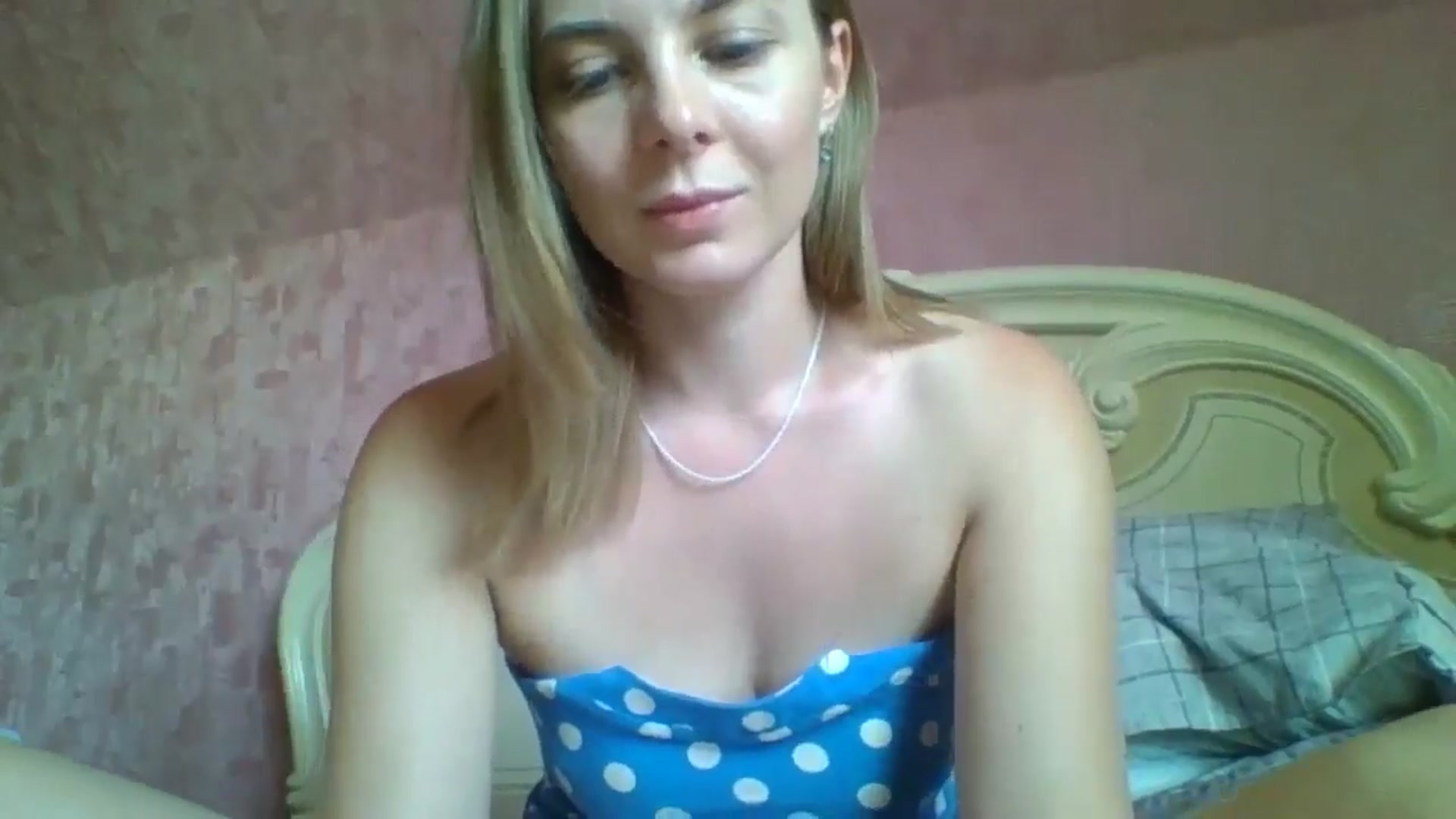 Gallery image thumbnail from AnisaLee's myfreecams stream on, 04/23/2025, 12:34 image 12 of 20