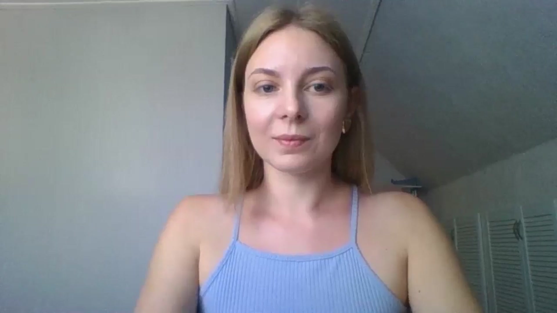 Gallery image thumbnail from AnisaLee's myfreecams stream on, 04/25/2025, 07:34 image 9 of 20