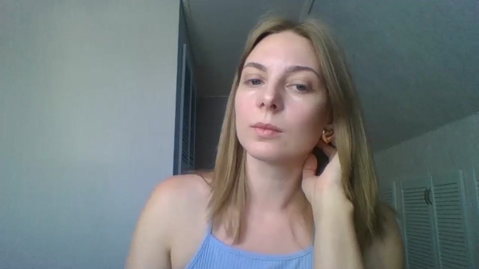 Gallery image thumbnail from AnisaLee's myfreecams stream on, 04/25/2025, 08:05 image 9 of 20