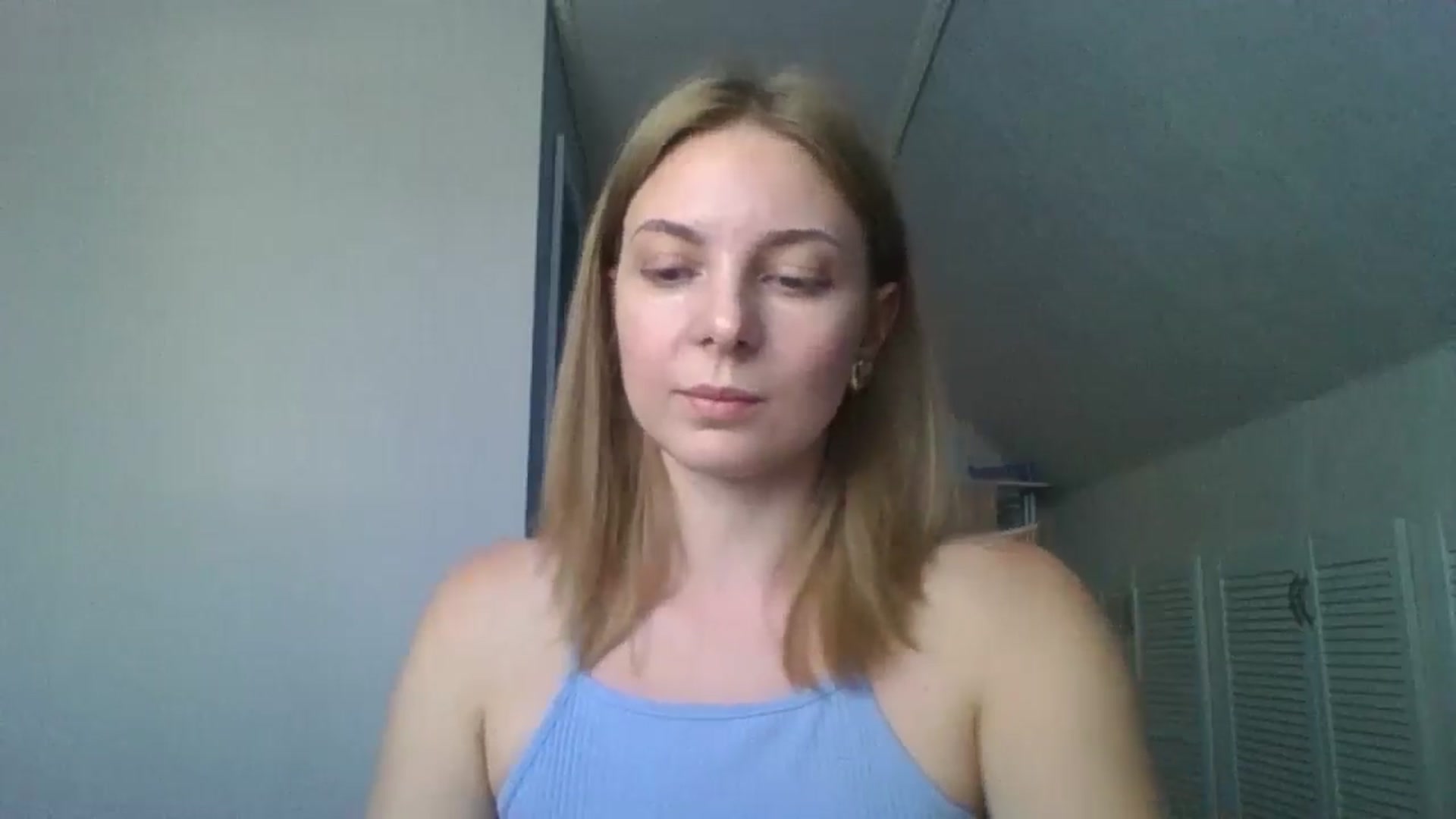 Gallery image thumbnail from AnisaLee's myfreecams stream on, 04/25/2025, 08:05 image 6 of 20