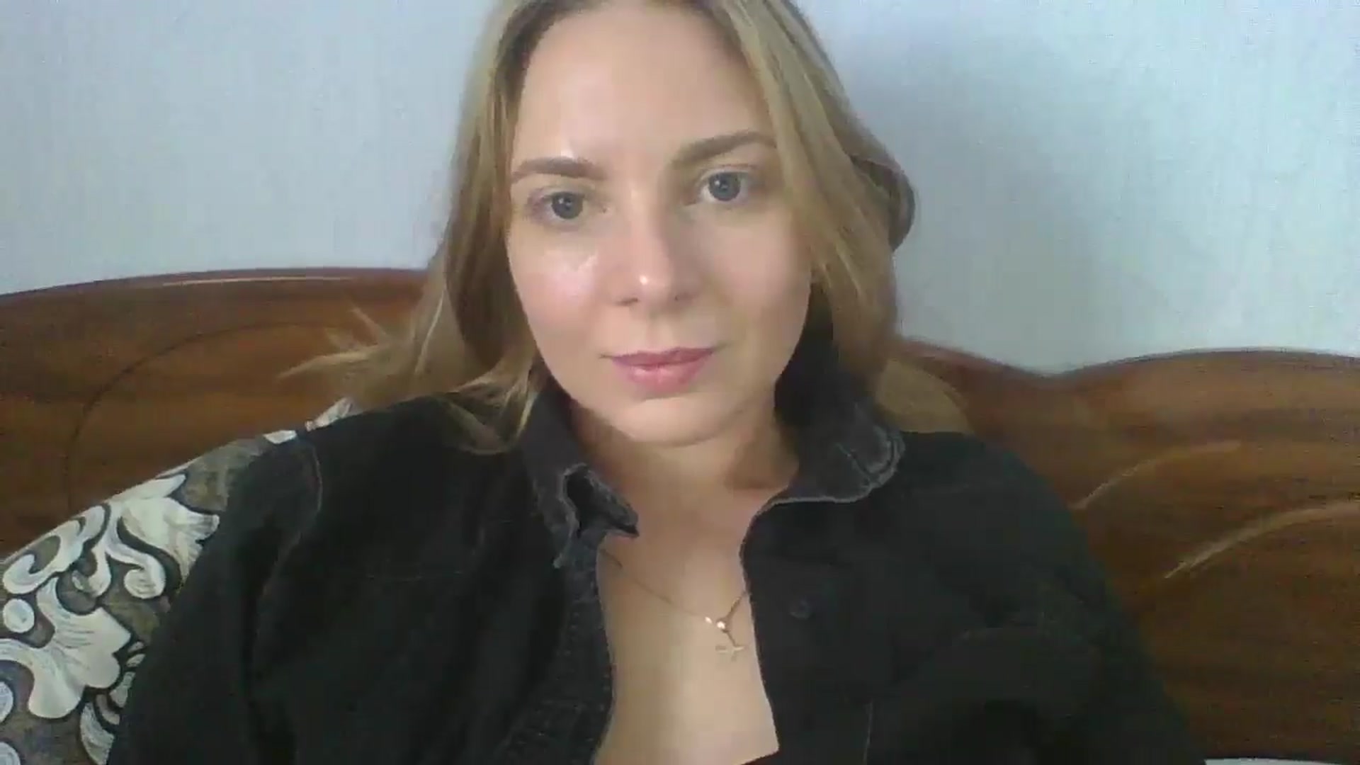 Gallery image thumbnail from AnisaLee's myfreecams stream on, 07/03/2025, 11:59 image 20 of 20