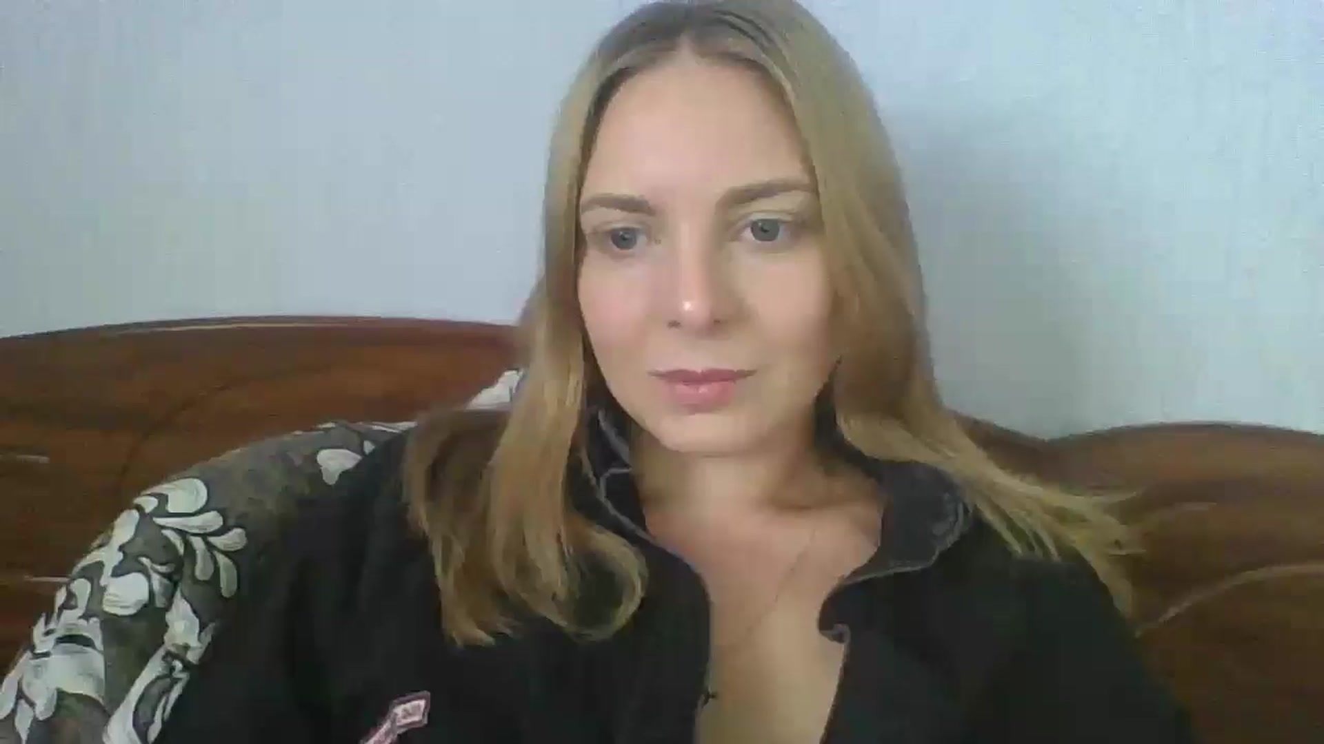 Gallery image thumbnail from AnisaLee's myfreecams stream on, 07/03/2025, 11:59 image 1 of 20