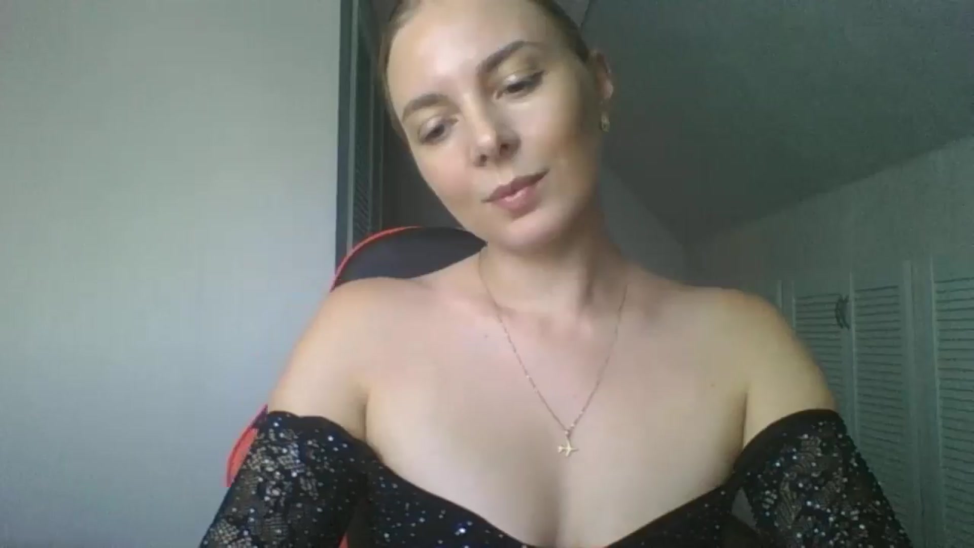 Gallery image thumbnail from AnisaLee's myfreecams stream on, 07/06/2025, 11:01 image 4 of 20