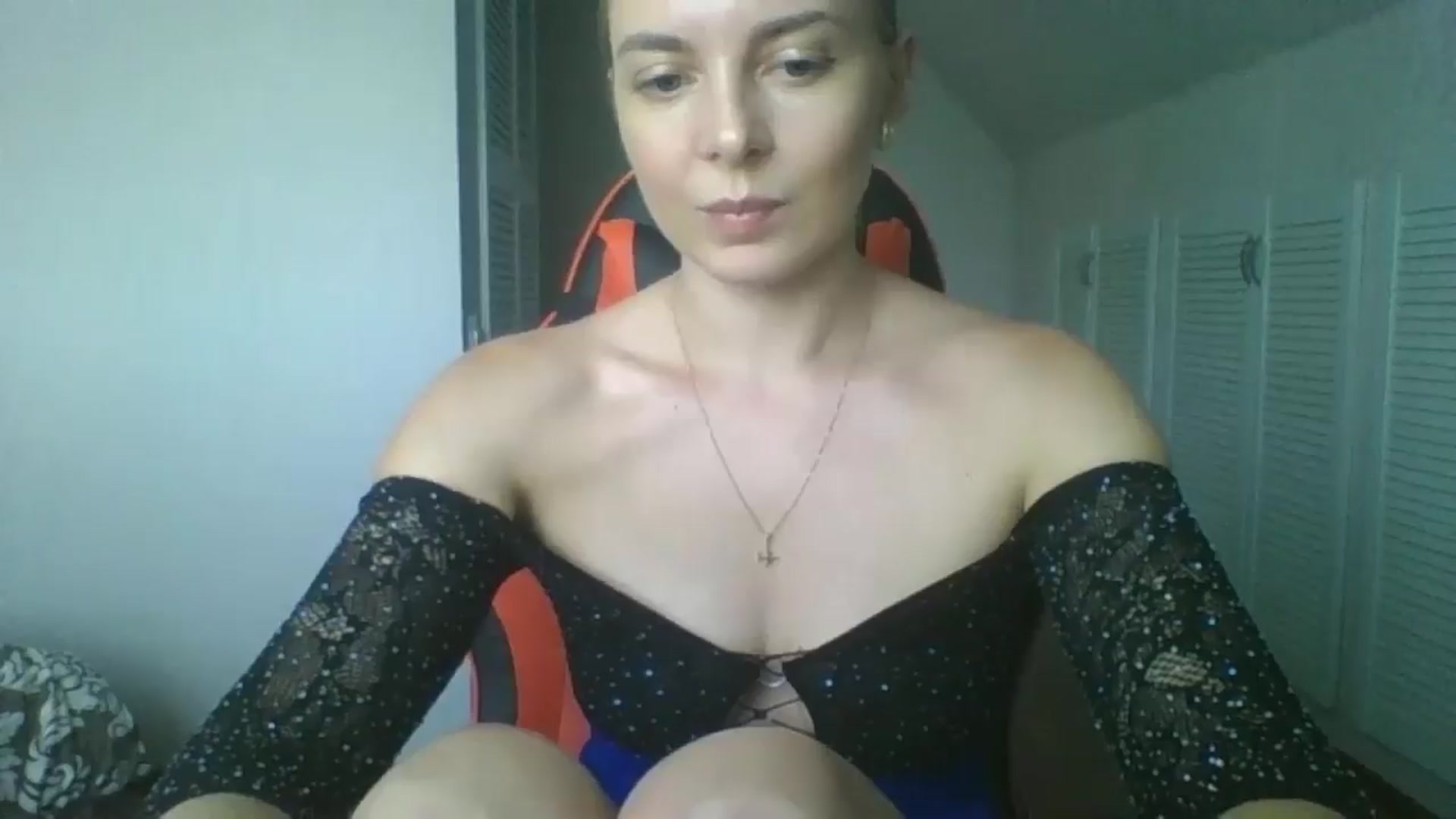 Gallery image thumbnail from AnisaLee's myfreecams stream on, 07/06/2025, 11:01 image 17 of 20