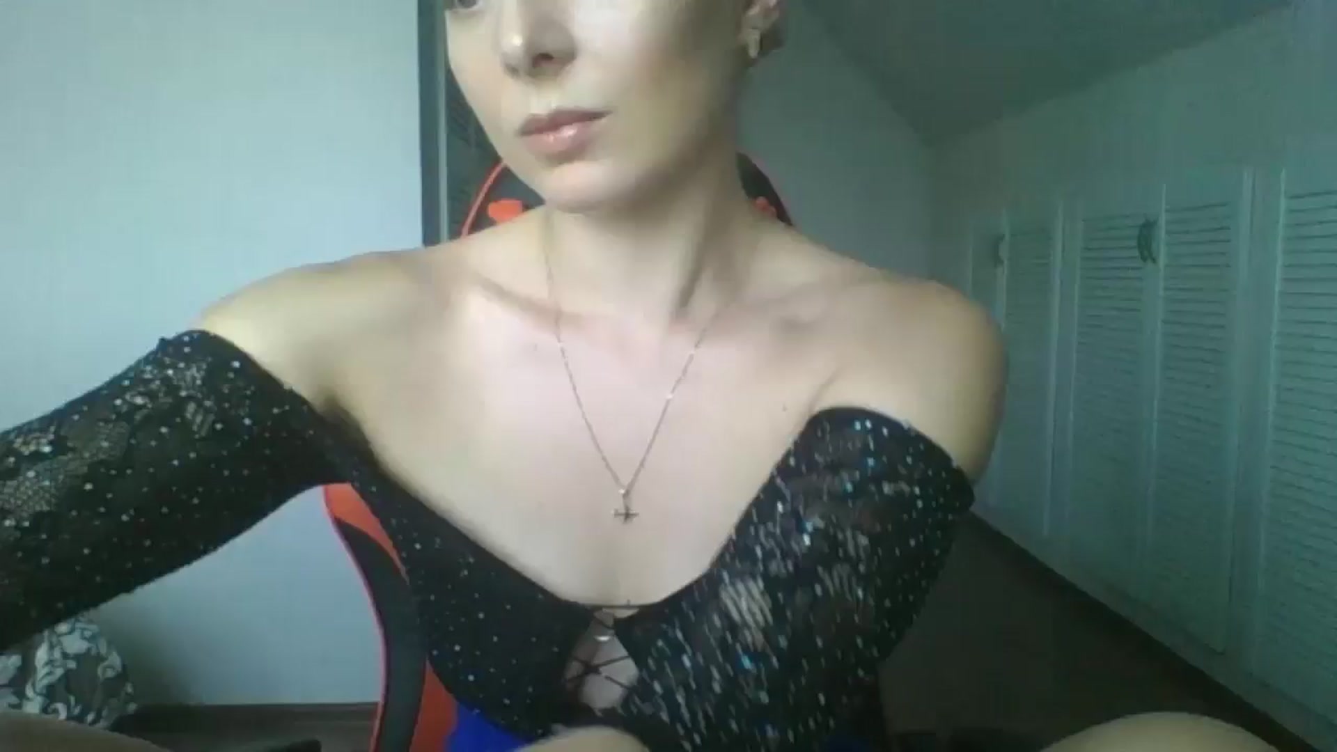 Gallery image thumbnail from AnisaLee's myfreecams stream on, 07/06/2025, 11:01 image 16 of 20