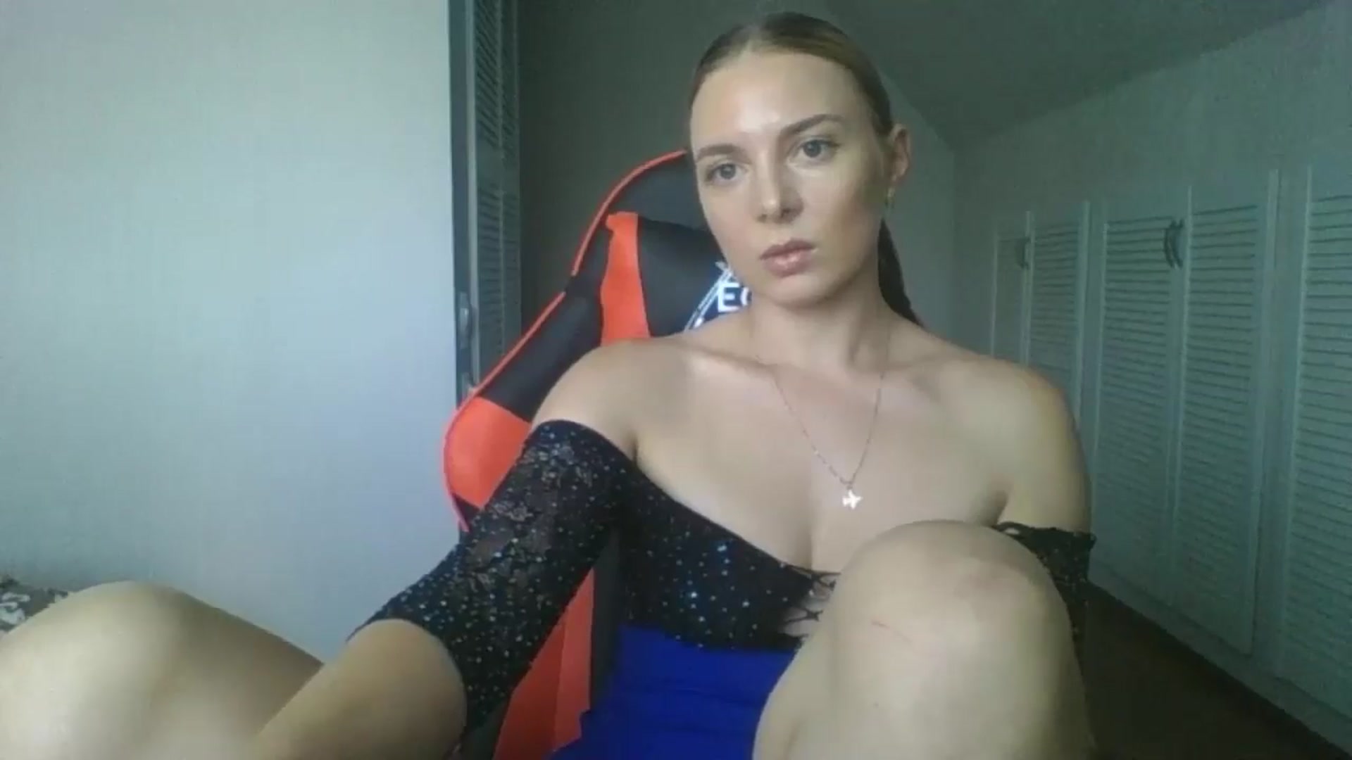 Gallery image thumbnail from AnisaLee's myfreecams stream on, 07/06/2025, 11:01 image 11 of 20