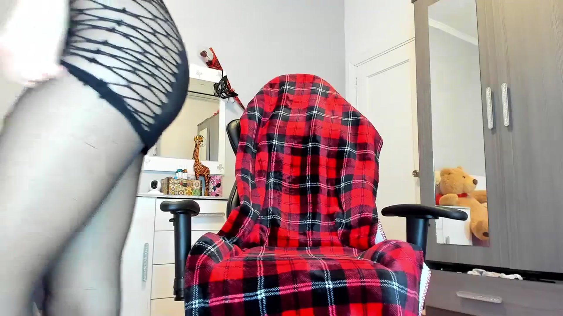 Gallery image thumbnail from AnisiaLuna's myfreecams stream on, 02/17/2024, 10:55 image 15 of 20
