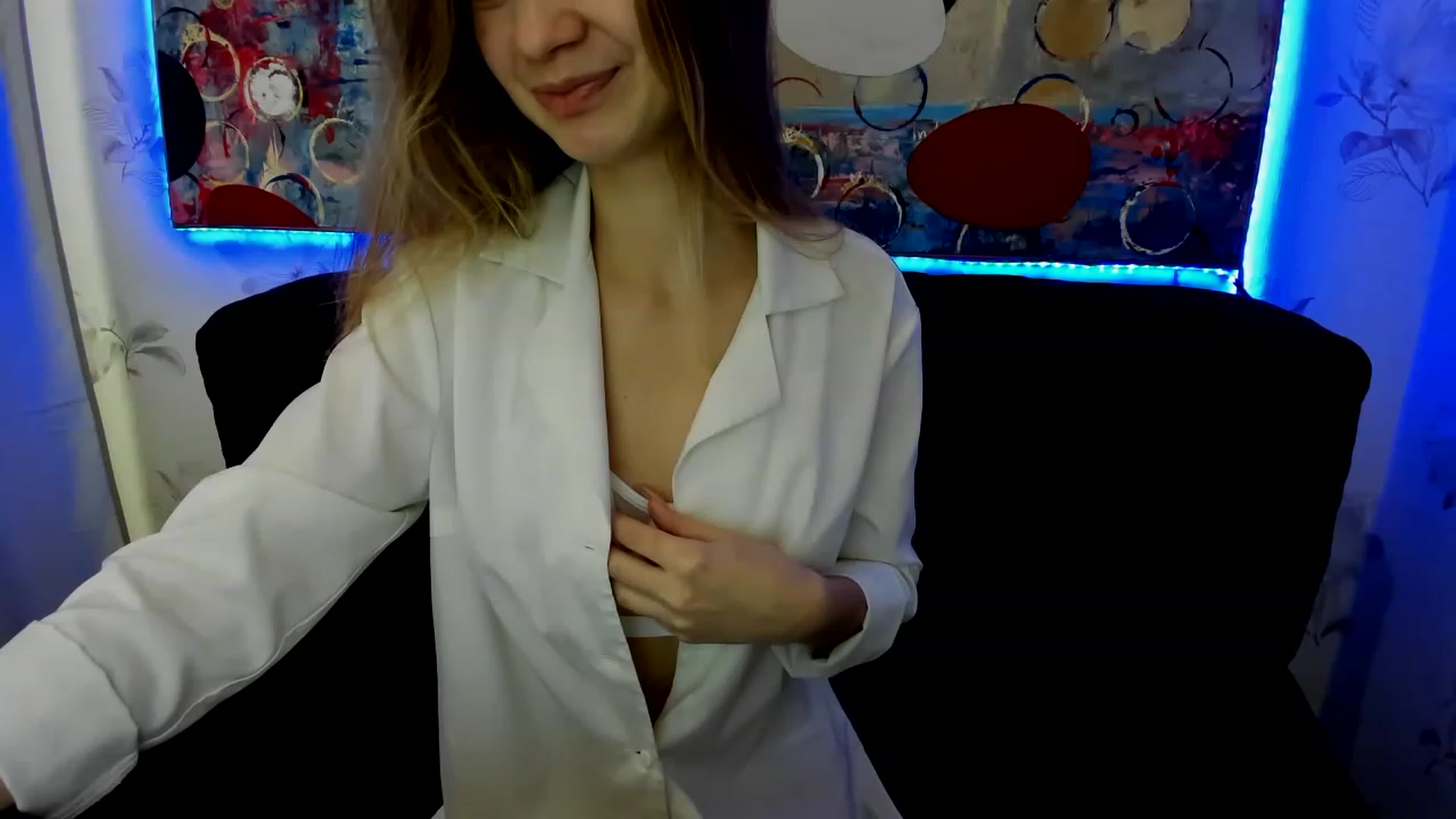 Gallery image thumbnail from AnitaArt's myfreecams stream on, 11/23/2022, 16:05 image 10 of 20