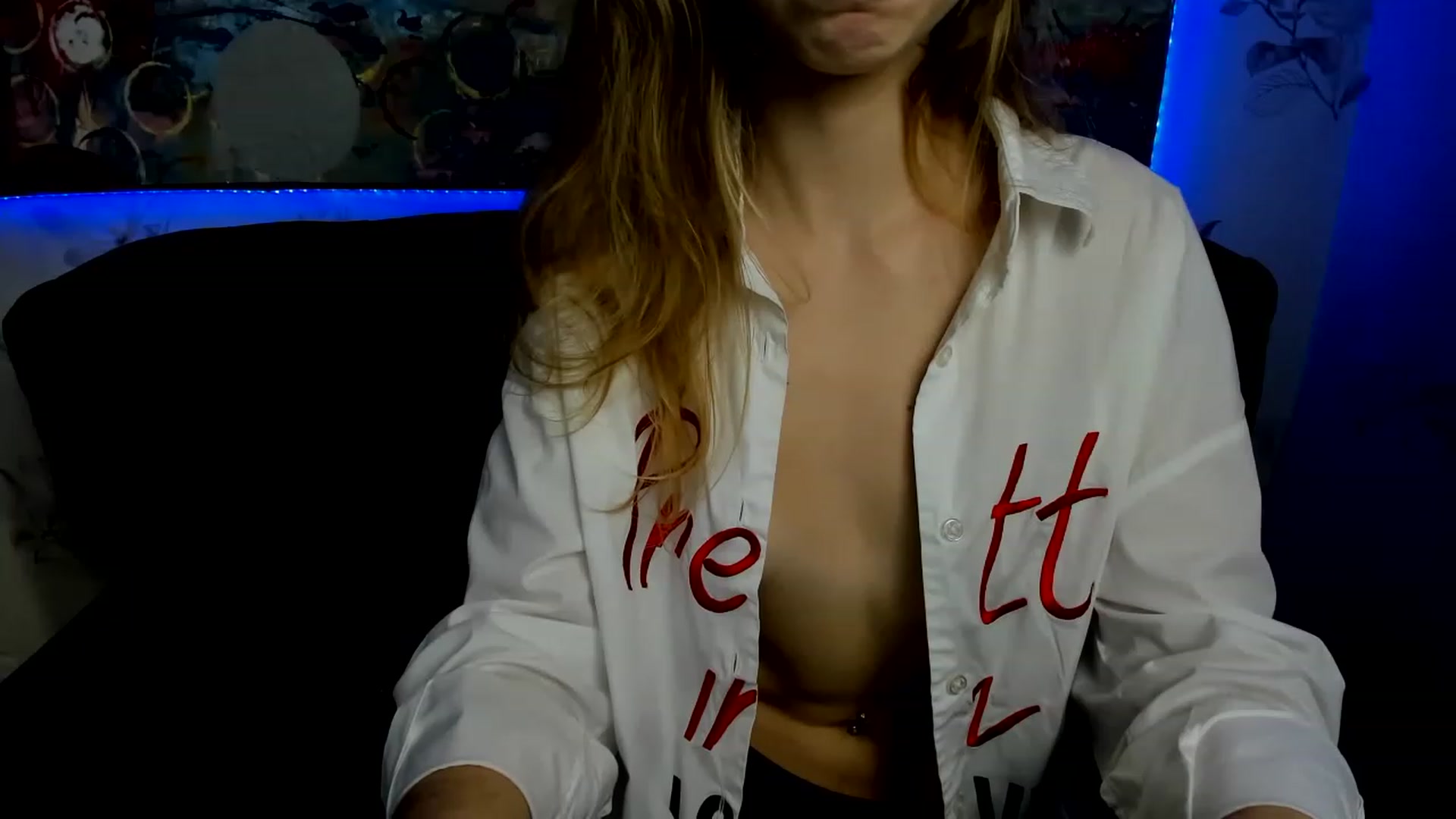 Gallery image thumbnail from AnitaArt's myfreecams stream on, 11/26/2022, 16:51 image 12 of 20
