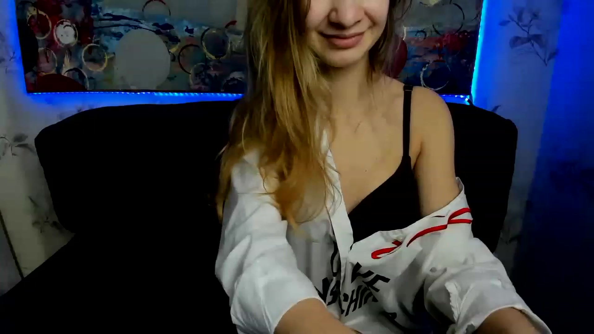 Gallery image thumbnail from AnitaArt's myfreecams stream on, 11/26/2022, 18:28 image 10 of 20