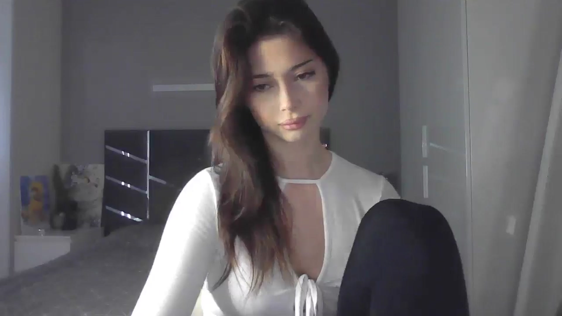 Gallery image thumbnail from AnitaHarper's myfreecams stream on, 05/19/2025, 10:35 image 16 of 20