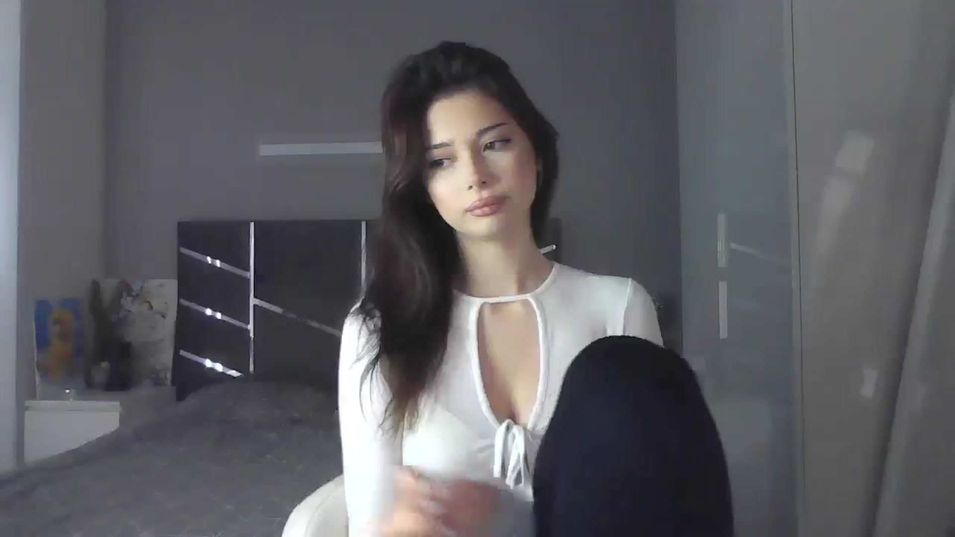 Gallery image thumbnail from AnitaHarper's myfreecams stream on, 05/19/2025, 10:35 image 13 of 20