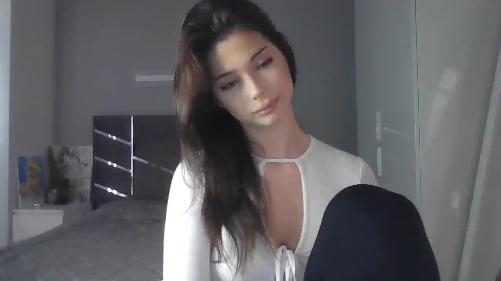 Gallery image thumbnail from AnitaHarper's myfreecams stream on, 05/19/2025, 10:35 image 19 of 20