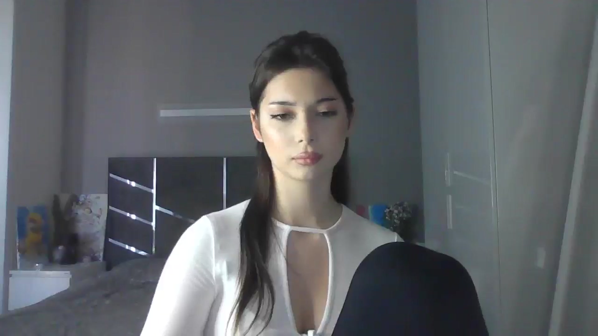 Gallery image thumbnail from AnitaHarper's myfreecams stream on, 05/19/2025, 11:34 image 15 of 20