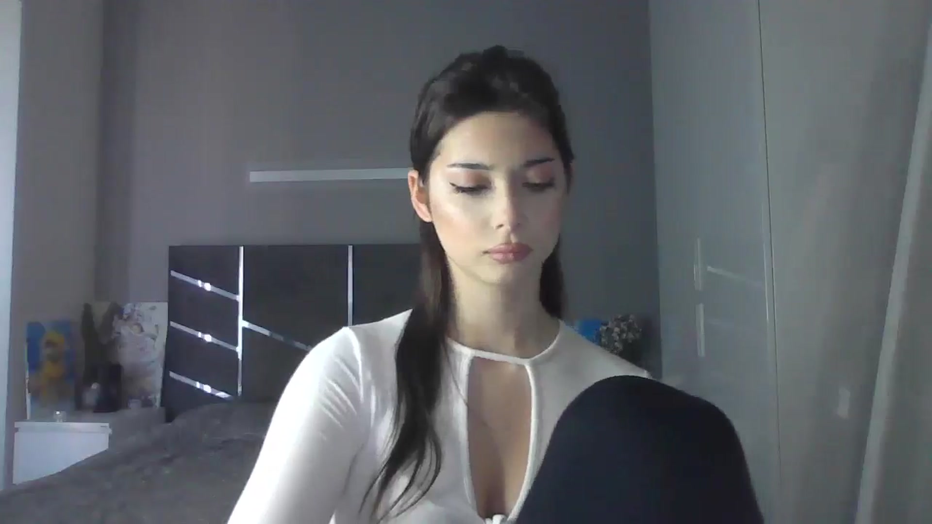 Gallery image thumbnail from AnitaHarper's myfreecams stream on, 05/19/2025, 11:34 image 13 of 20