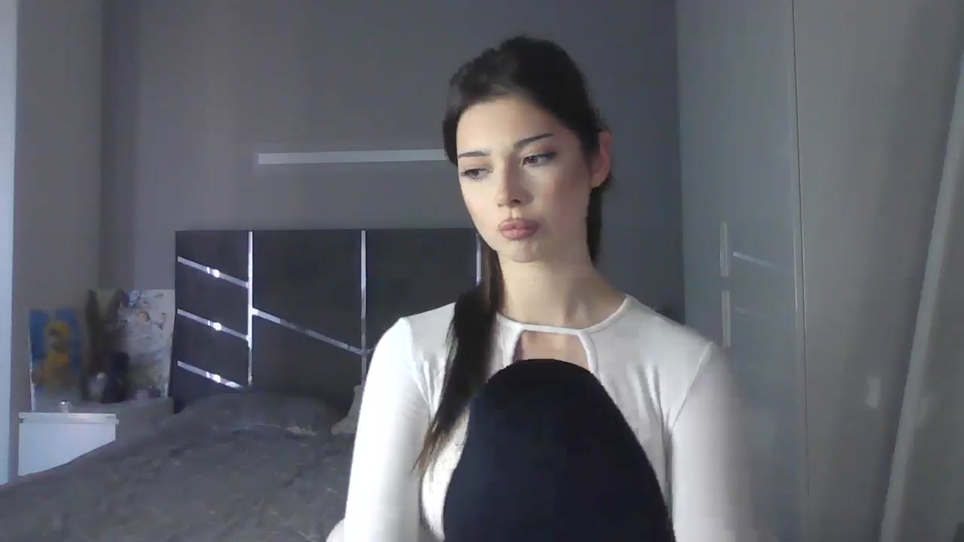 Gallery image thumbnail from AnitaHarper's myfreecams stream on, 05/19/2025, 12:38 image 8 of 20