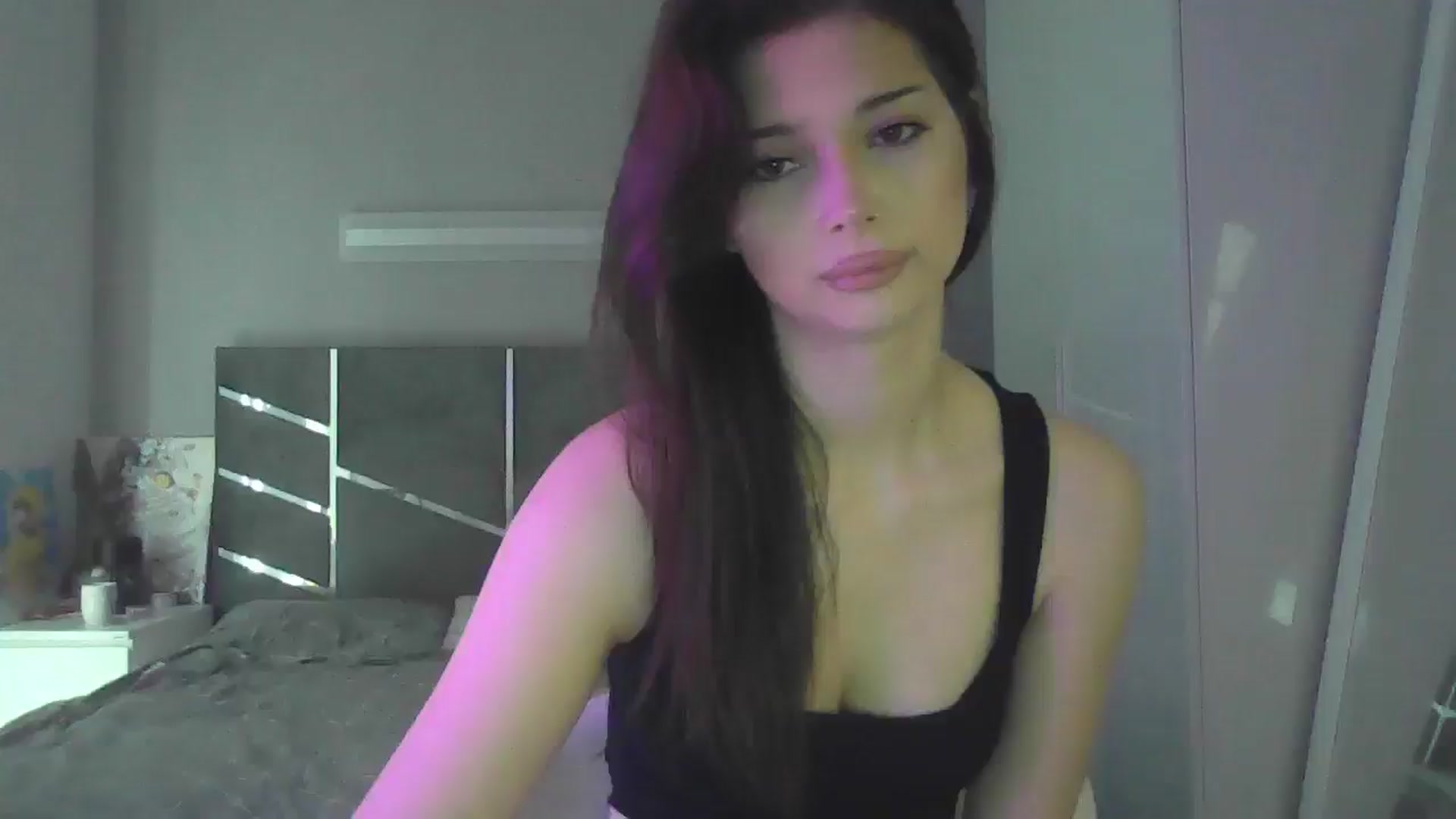 Gallery image thumbnail from AnitaHarper's myfreecams stream on, 05/20/2025, 09:11 image 8 of 20