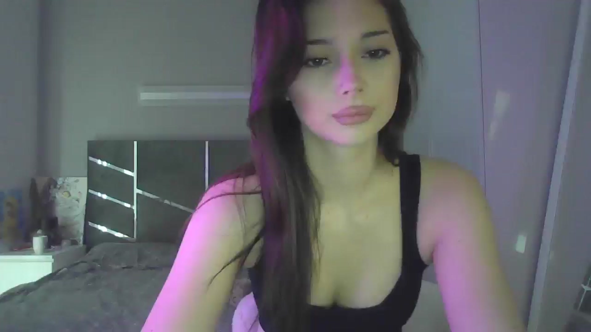 Gallery image thumbnail from AnitaHarper's myfreecams stream on, 05/20/2025, 09:11 image 5 of 20