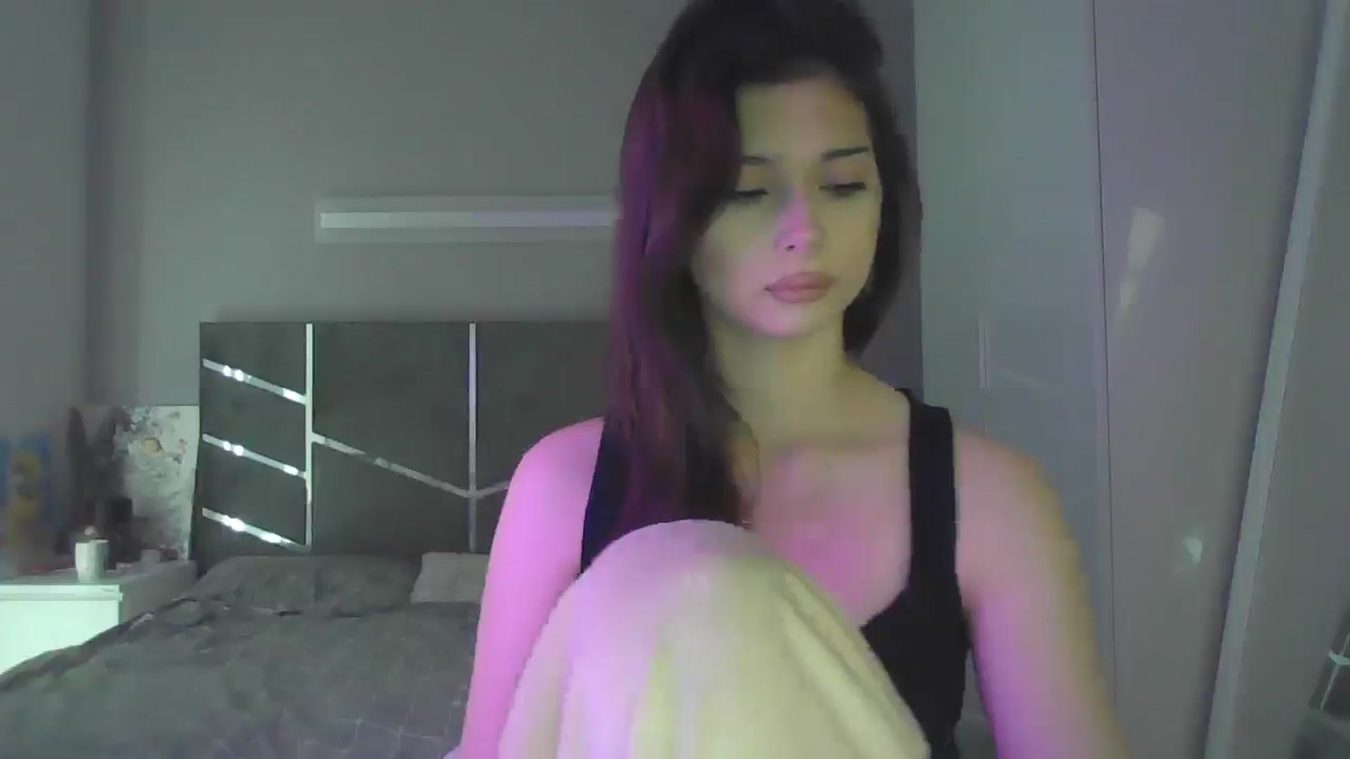 Gallery image thumbnail from AnitaHarper's myfreecams stream on, 05/20/2025, 09:11 image 16 of 20