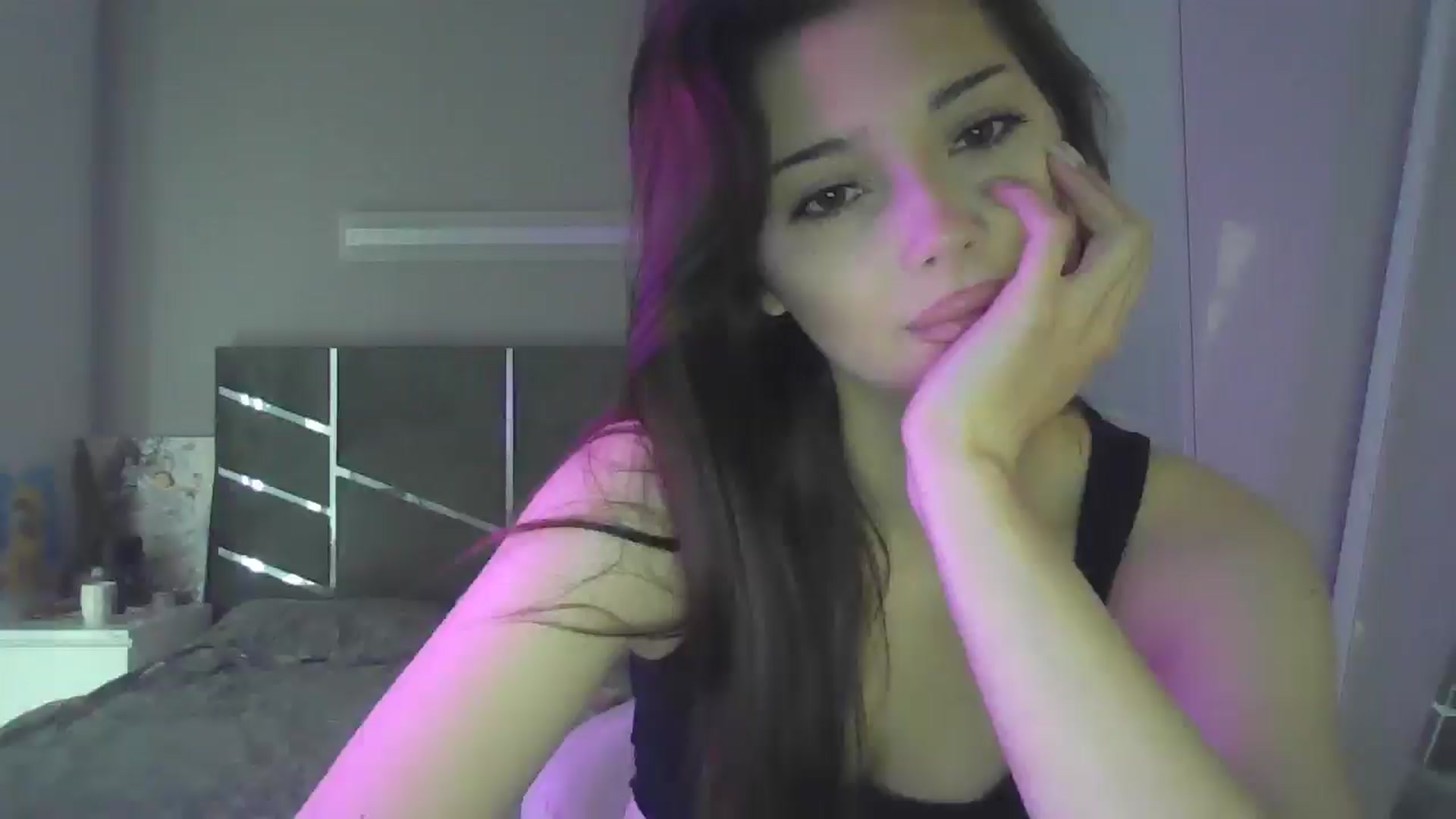 Gallery image thumbnail from AnitaHarper's myfreecams stream on, 05/20/2025, 09:11 image 3 of 20