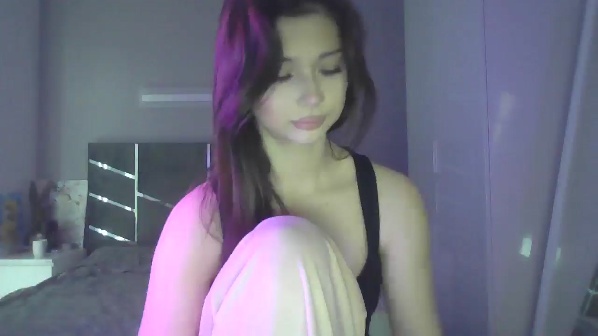 Gallery image thumbnail from AnitaHarper's myfreecams stream on, 05/20/2025, 09:43 image 4 of 20