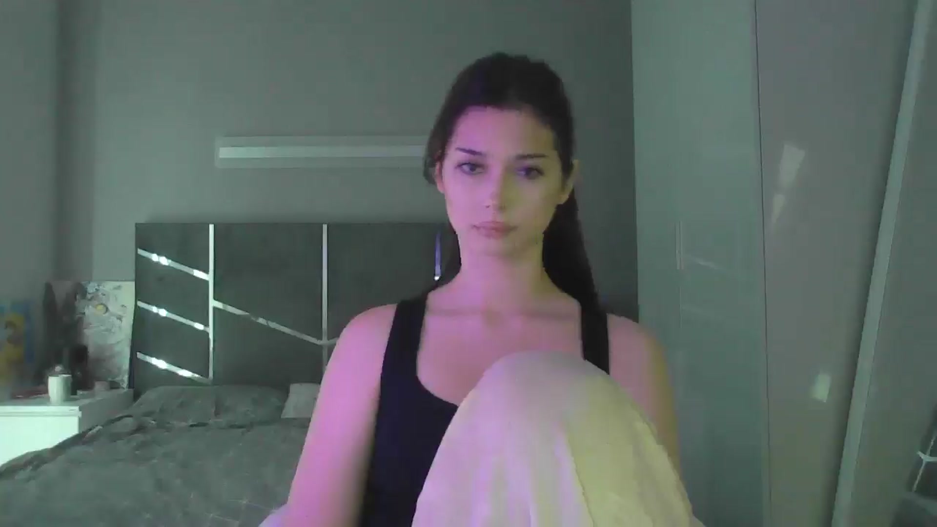 Gallery image thumbnail from AnitaHarper's myfreecams stream on, 05/20/2025, 11:10 image 8 of 20