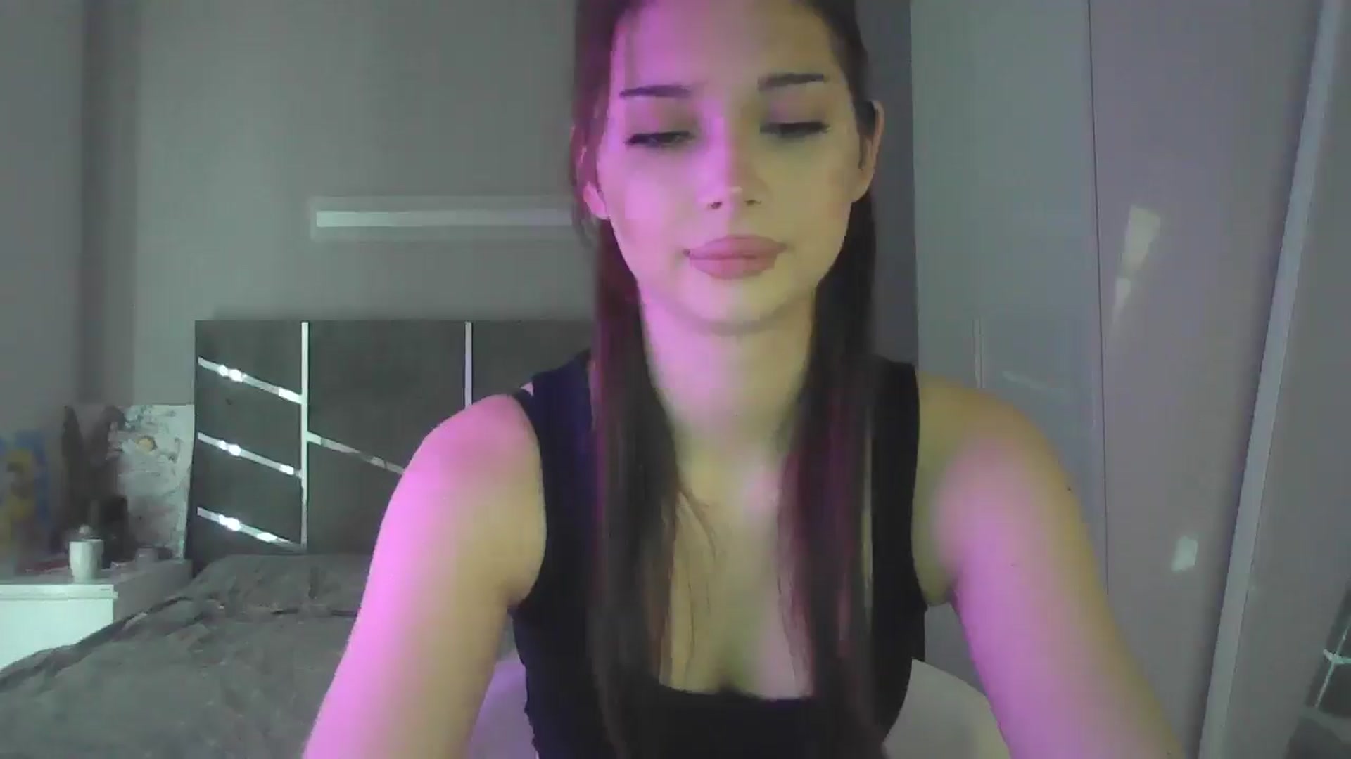 Gallery image thumbnail from AnitaHarper's myfreecams stream on, 05/20/2025, 11:10 image 3 of 20