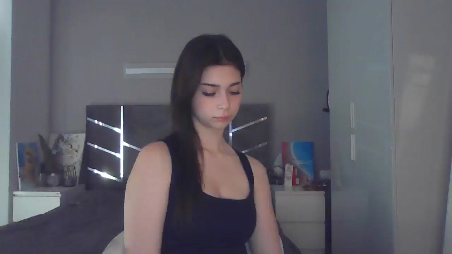 Gallery image thumbnail from AnitaHarper's myfreecams stream on, 06/24/2025, 10:46 image 1 of 20