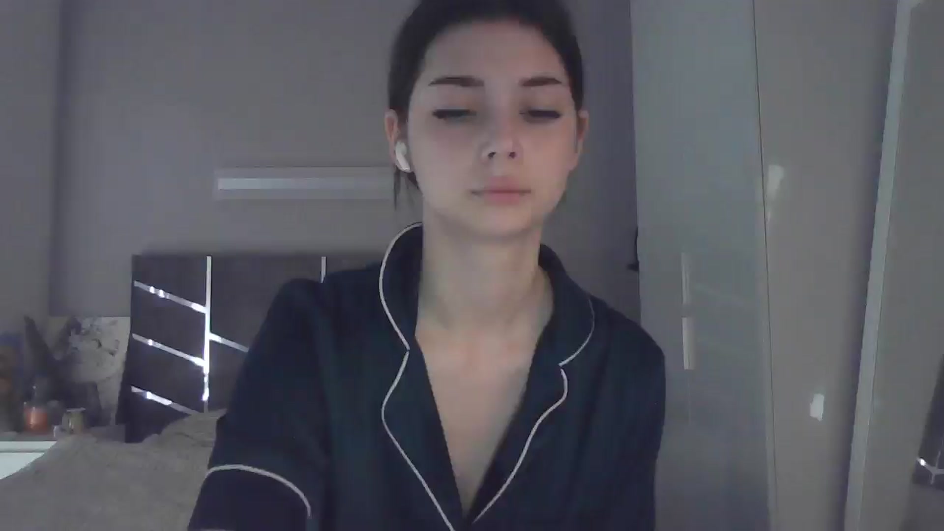 Gallery image thumbnail from AnitaHarper's myfreecams stream on, 07/01/2025, 09:08 image 1 of 20